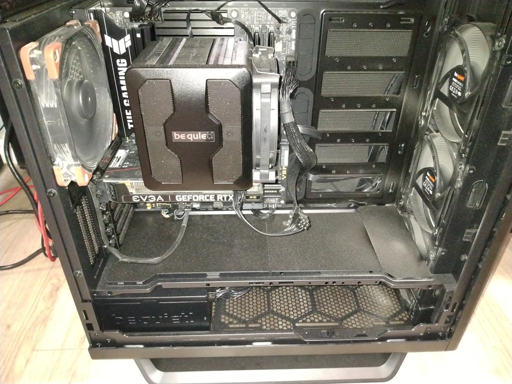 be quiet! Silent Base 802 Window ATX Midi Tower PC Case | 3 Pre-Installed Pure Wings 2 Fans | Sound Insulated | Tempered Glass Window | Black | BGW39 customer photo 1