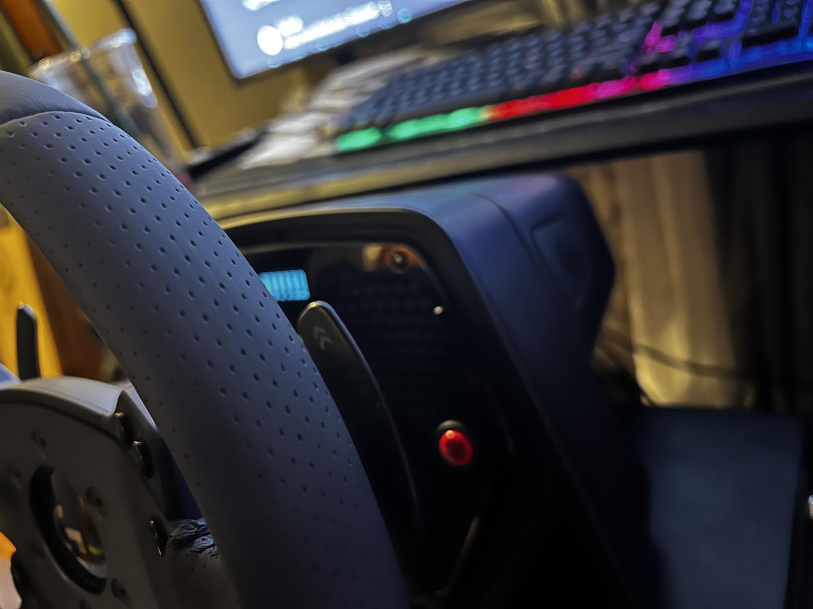 Logitech G PRO Racing Wheel - Steering Wheel for PC, PS4, PS5, Direct Drive 11 Nm Force, Ultra-Realistic Feedback, Magnetic Gear Shift Paddles, Dual Clutch, PRO Button Layout - Customer Photo 4