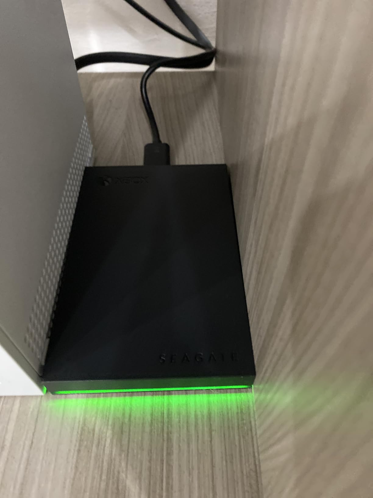 Seagate Game Drive for Xbox 2TB External Hard Drive Portable HDD - USB 3.2 Gen 1, Black with built-in green LED bar , Xbox Certified, 3 year Rescue Services (STKX2000400) - Customer Photo 1