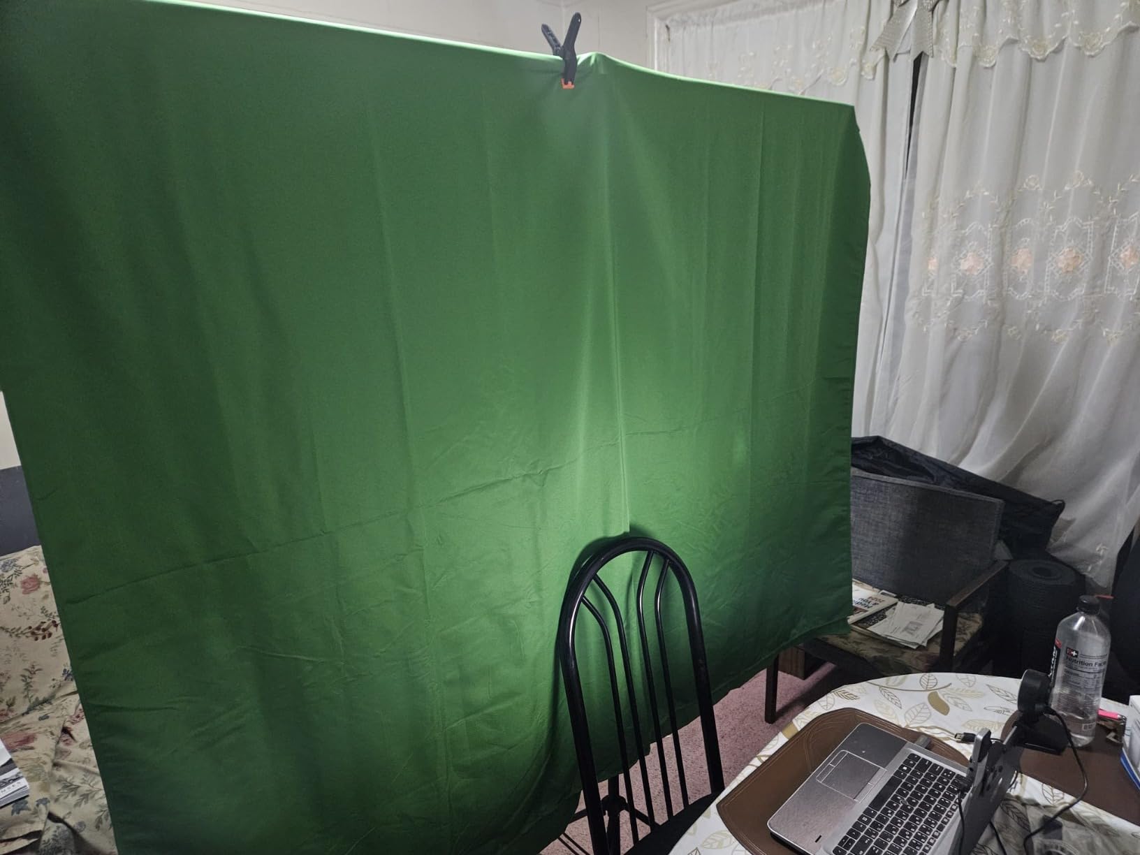 Green Screen Backdrop Kit with Stand, 5X6.5ft Portable Green Screen Backdrop with Stand kit, GreenScreen Background with Stand Carrying Bag Clamp for Streaming Video Zoom - Customer Photo 2