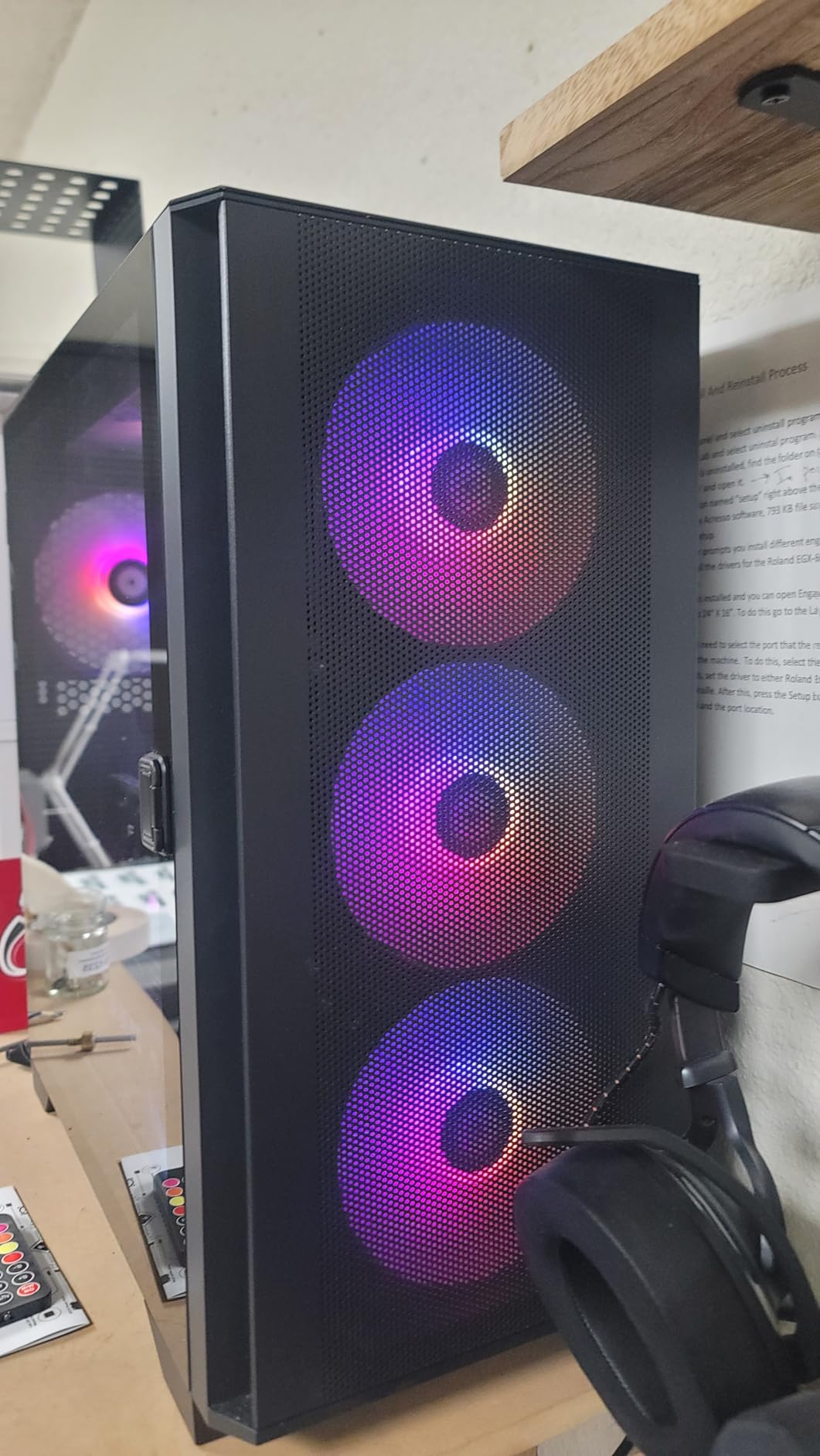 Montech AIR 100 ARGB Micro-ATX Tower with Four ARGB Fans Pre Installed, Ultra-Minimalist Design, Fine Mesh Front Panel, High Airflow, Unique Side Swivel Tempered Glass, Black - Customer Photo 2