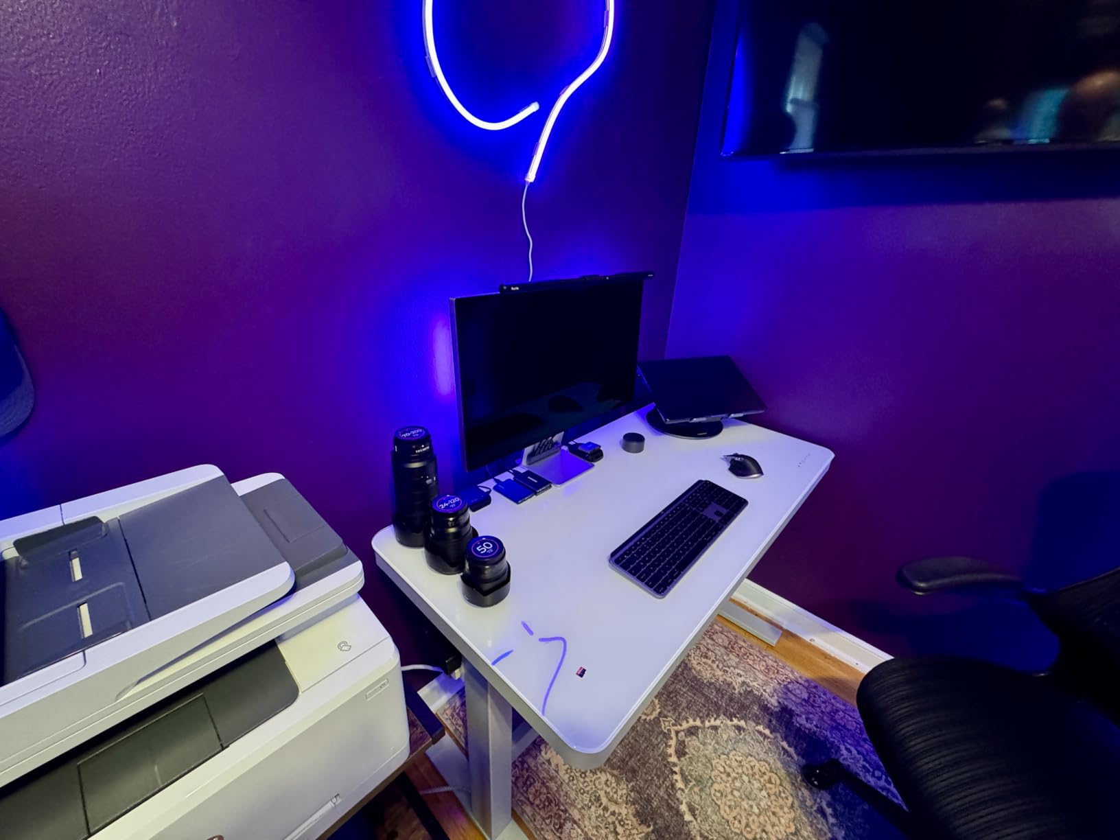 Govee Smart LED Light Bars, Work with Alexa and Google Assistant, RGBICWW WiFi TV Backlights with Scene and Music Modes for Gaming, Pictures, PC, Room Decoration - Customer Photo 3