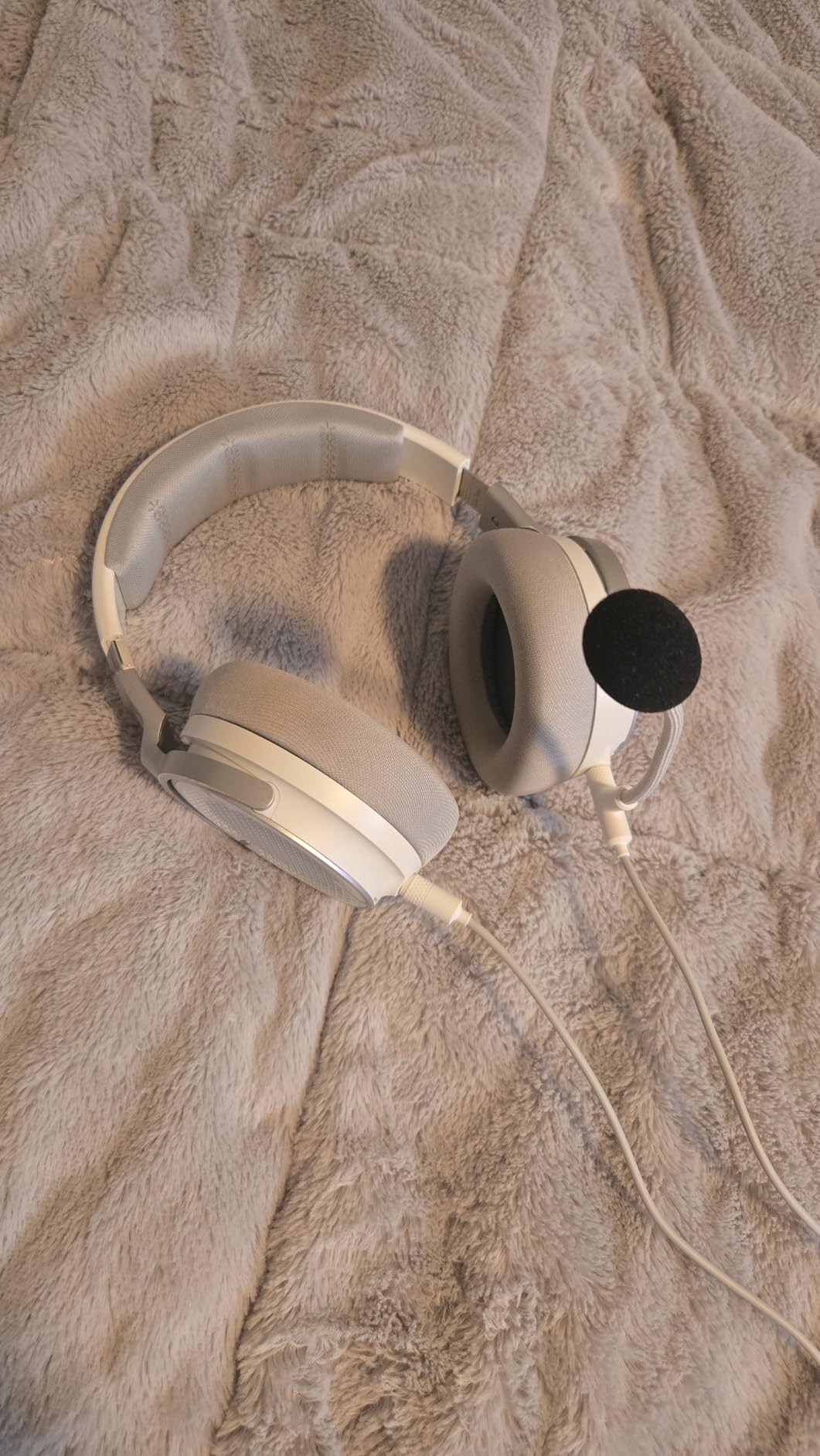 Corsair Virtuoso RGB Wireless XT Multiplatform Gaming Headset - Customer Photo 1