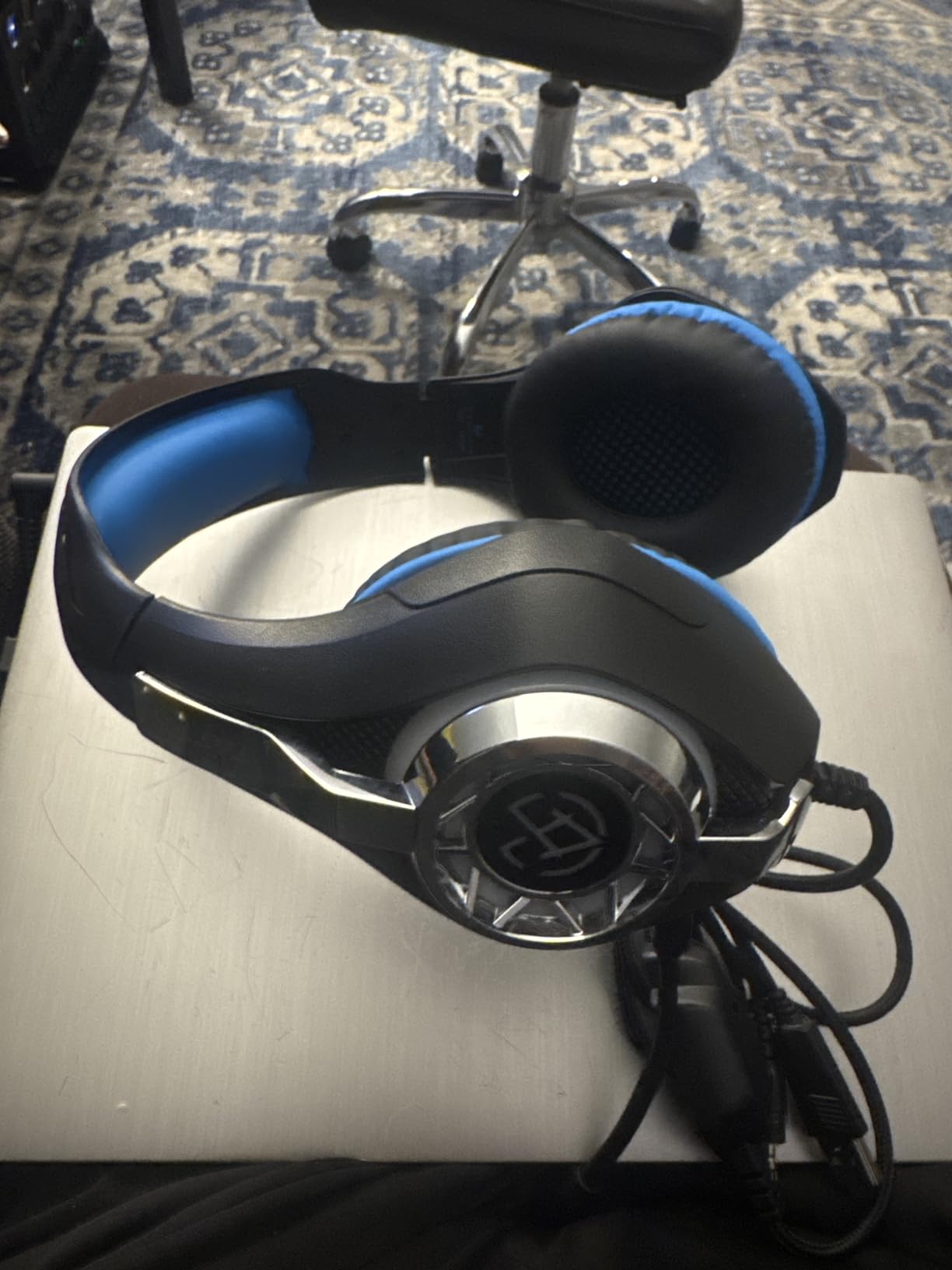 Gaming Headset for PC, Ps5, Switch, Mobile, Gaming Headphones for Nintendo with Noise Canceling Mic, Deep Bass Stereo Sound - Customer Photo 1