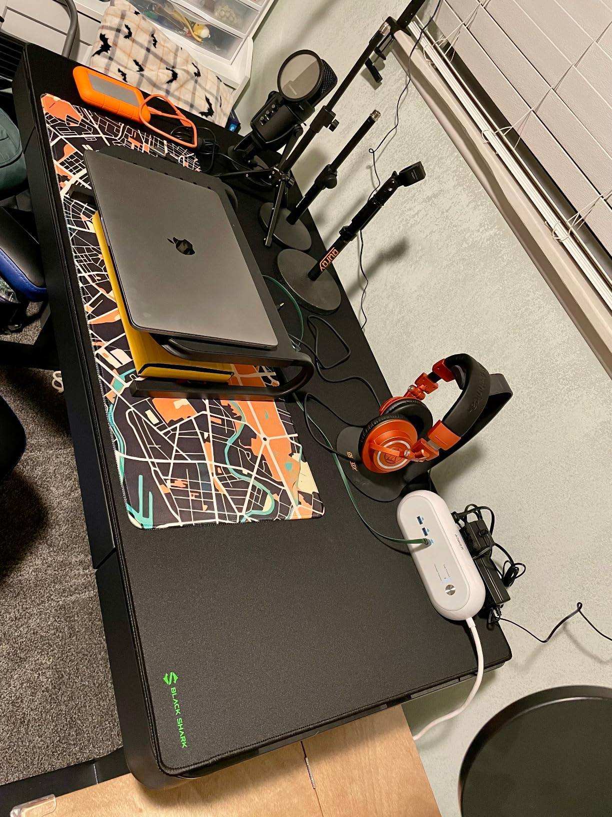 Black Shark RGB Mouse Pad 35.4