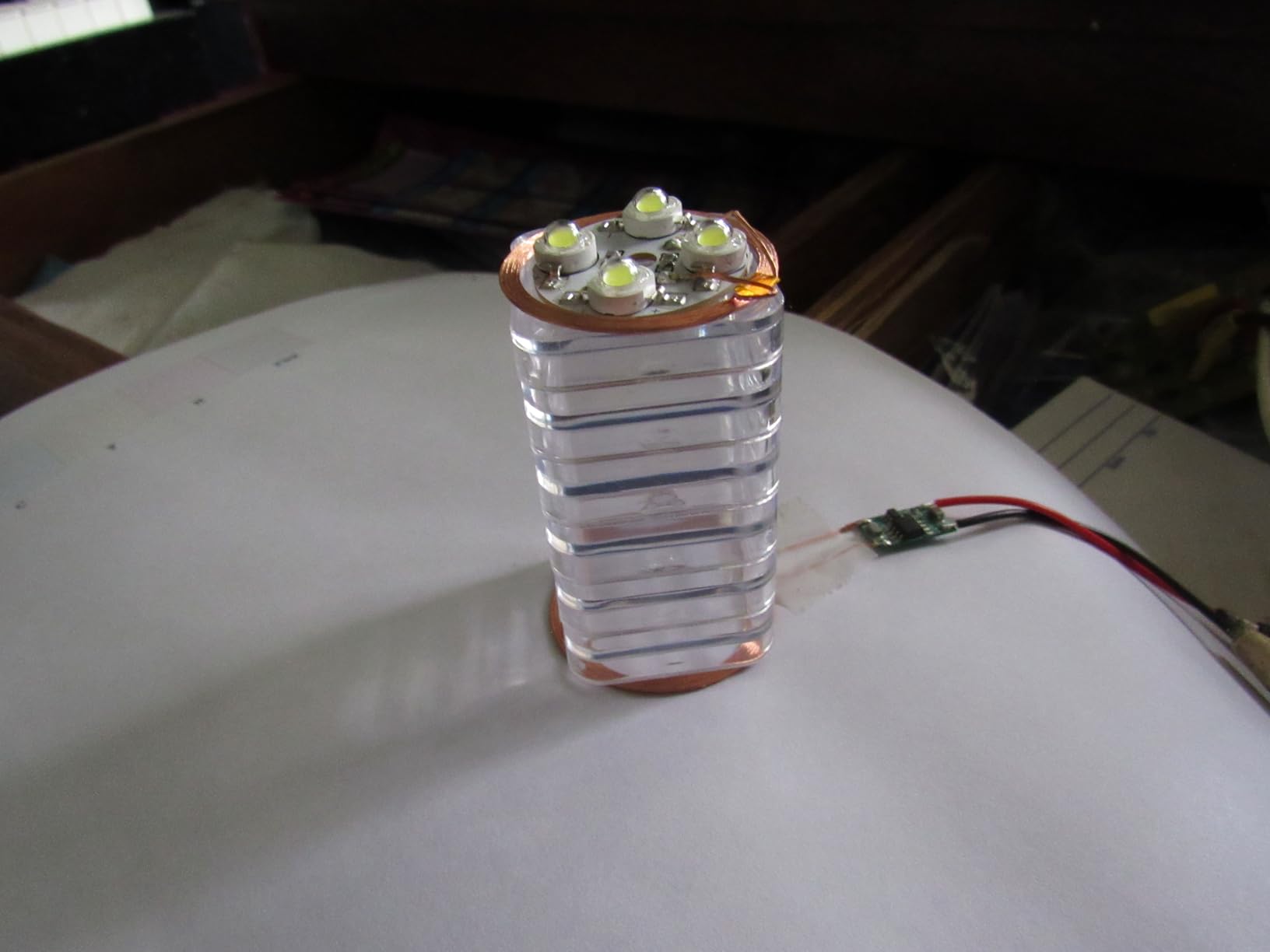 12V 50mm Distance Wireless Charging Wireless Transmitter + Receiver 4 pcs 1W high Power LED Power Charger Transfer - Customer Photo 1