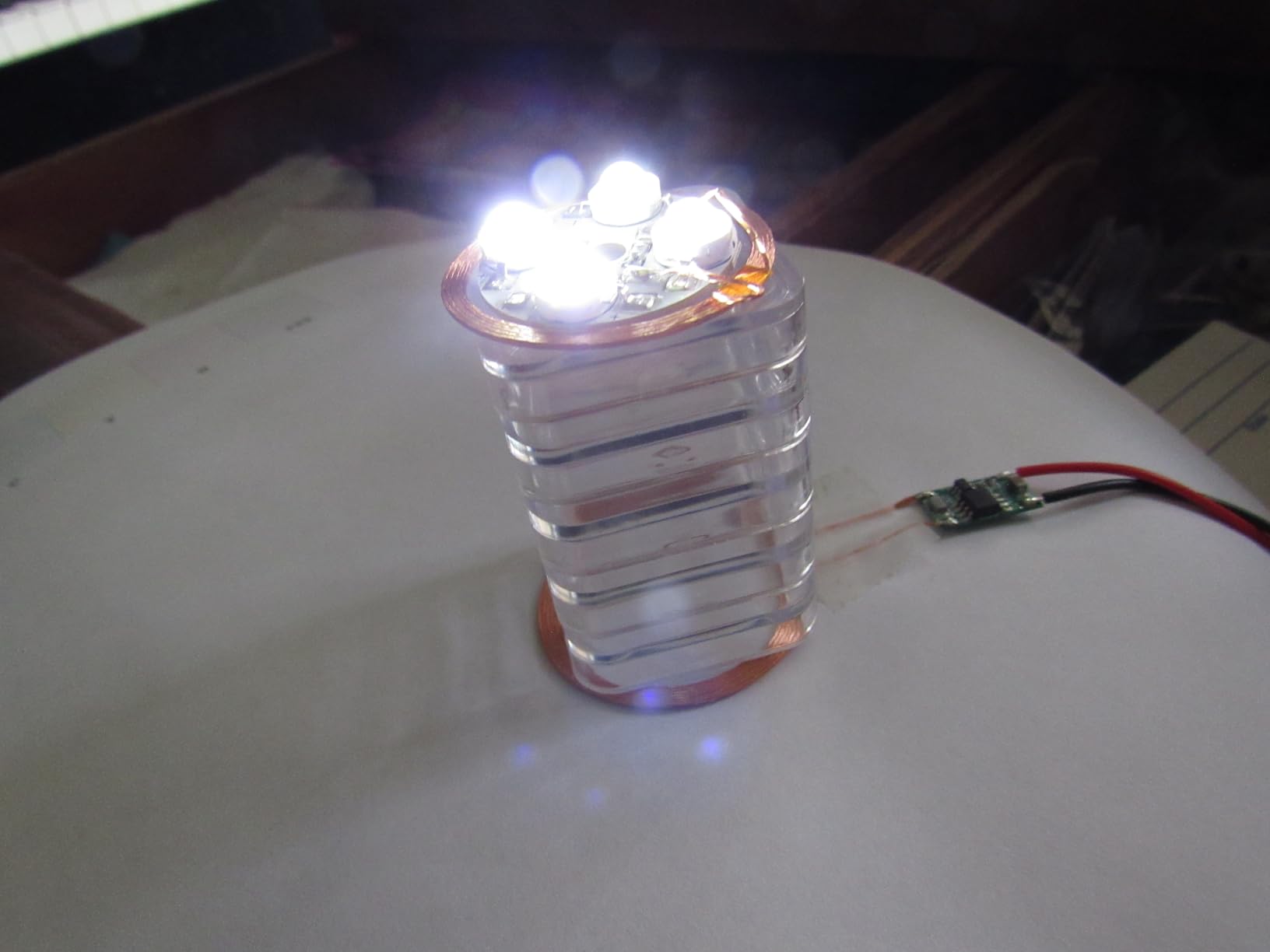 12V 50mm Distance Wireless Charging Wireless Transmitter + Receiver 4 pcs 1W high Power LED Power Charger Transfer - Customer Photo 2