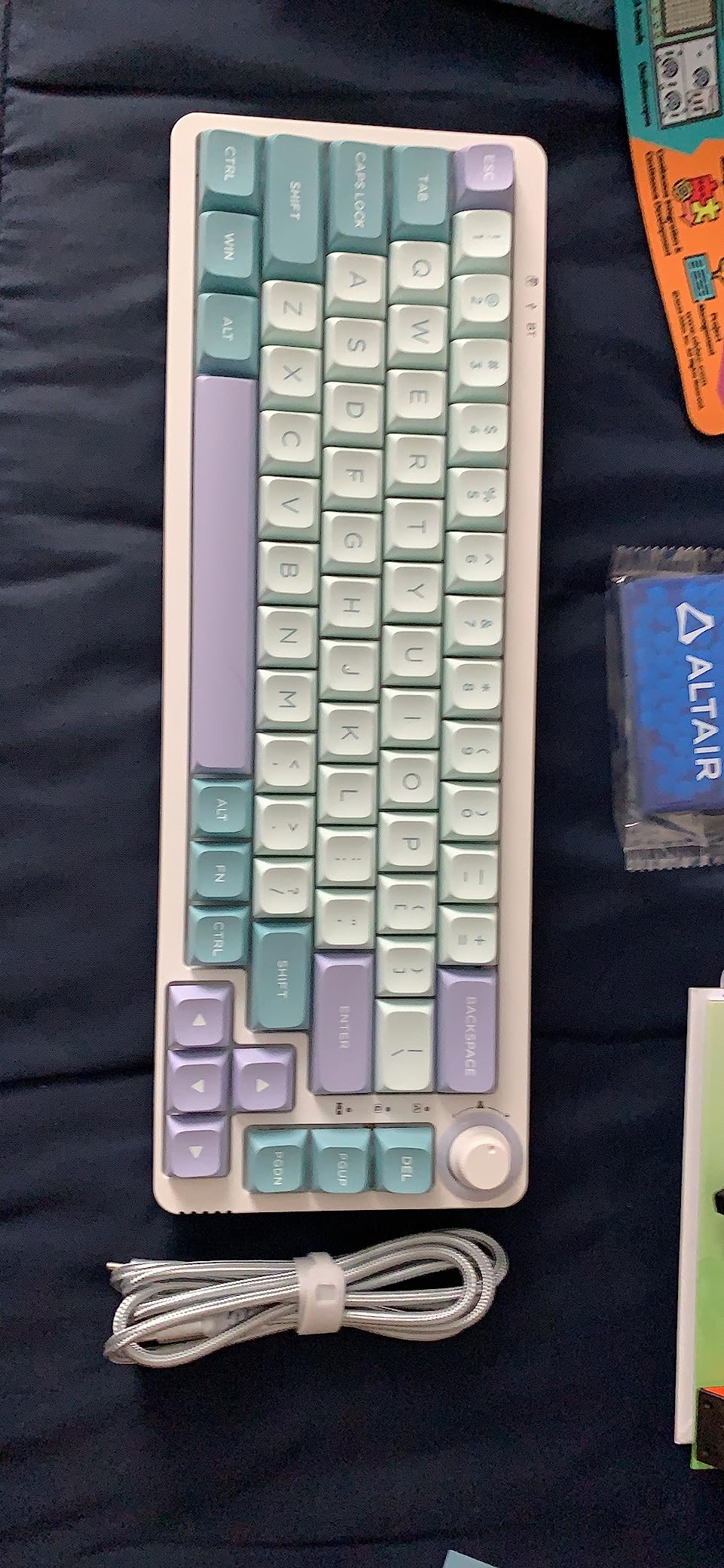 GK GAMAKAY LK67 RGB Modular Mechanical Keyboard, 67 Keys Hot Swappable Switch 3pin/5pin, Programmable Triple Mode Customized Keyboard Kit - Customer Photo 1