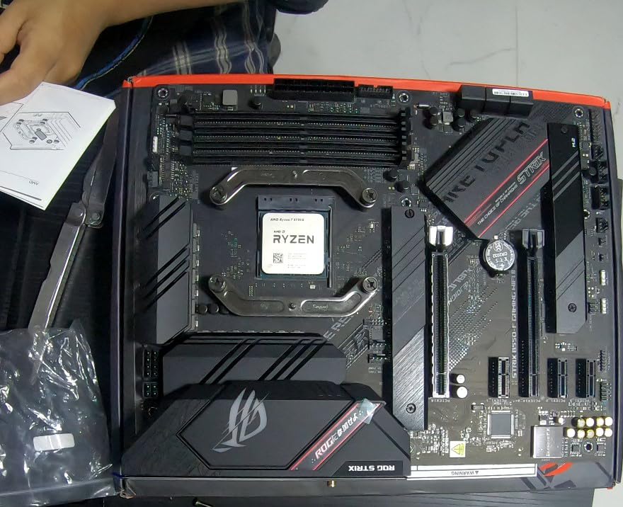 AMD Ryzen 7 5700X 8-Core, 16-Thread Unlocked Desktop Processor customer photo 1