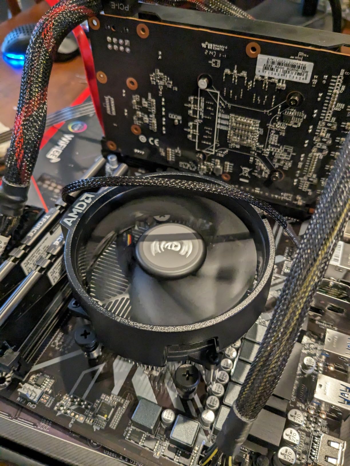 AMD Ryzen 5 4500 6-Core, 12-Thread Unlocked Desktop Processor with Wraith Stealth Cooler - Customer Photo 1