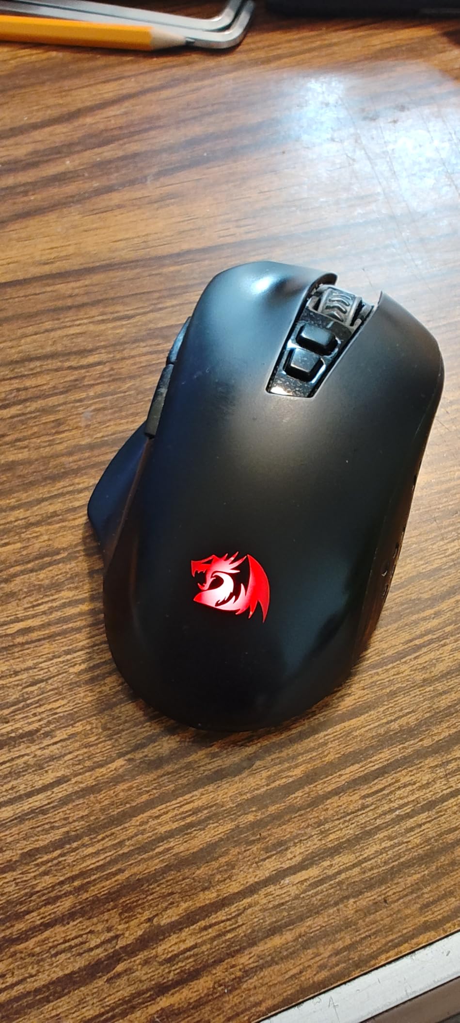 Redragon M656 Gainer Wireless Gaming Mouse, 4000 DPI 2.4Ghz Wireless Mouse w/ 5 DPI Levels, 7 Macro Buttons, Red LED Backlit & Pro Software/Drive Supported, for PC/Mac/Laptop - Customer Photo 1