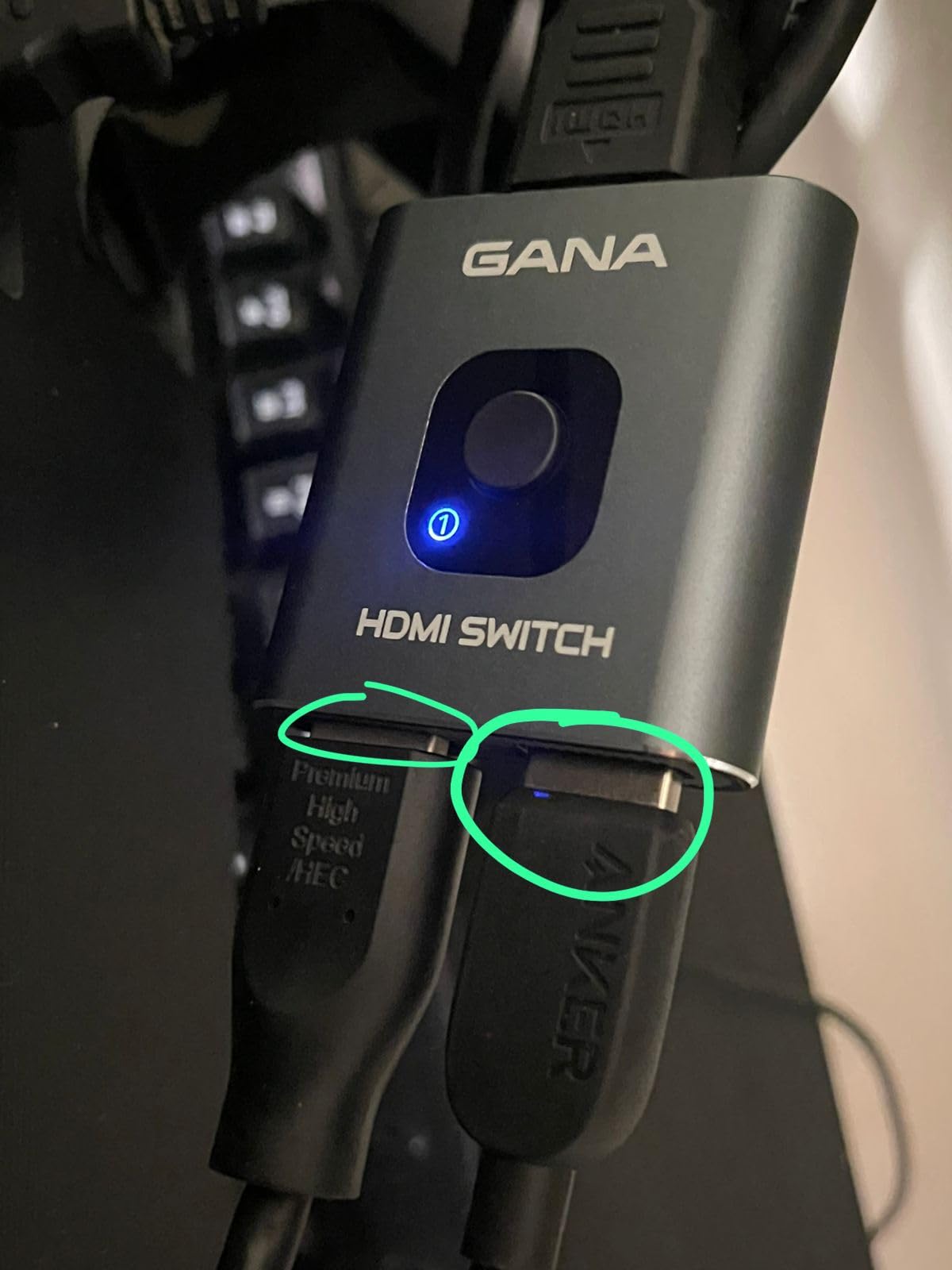 HDMI Switch 4k@60hz Splitter, GANA Aluminum Bidirectional HDMI Switcher 2 in 1 Out, Manual HDMI Hub Supports HD Compatible with Xbox PS5/4/3 Blu-Ray Player Fire Stick Roku - Customer Photo 1