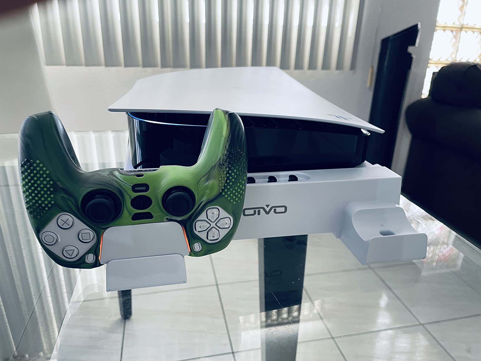 OIVO PS5 Horizontal Stand and Cooling Station with 3-Level Cooling Fan, Dual PS5 Controller Charger for PlayStation 5 Controller, Horizontal PS 5 Cooling Stand(Not for PS 5 Slim/Pro) - Customer Photo 1