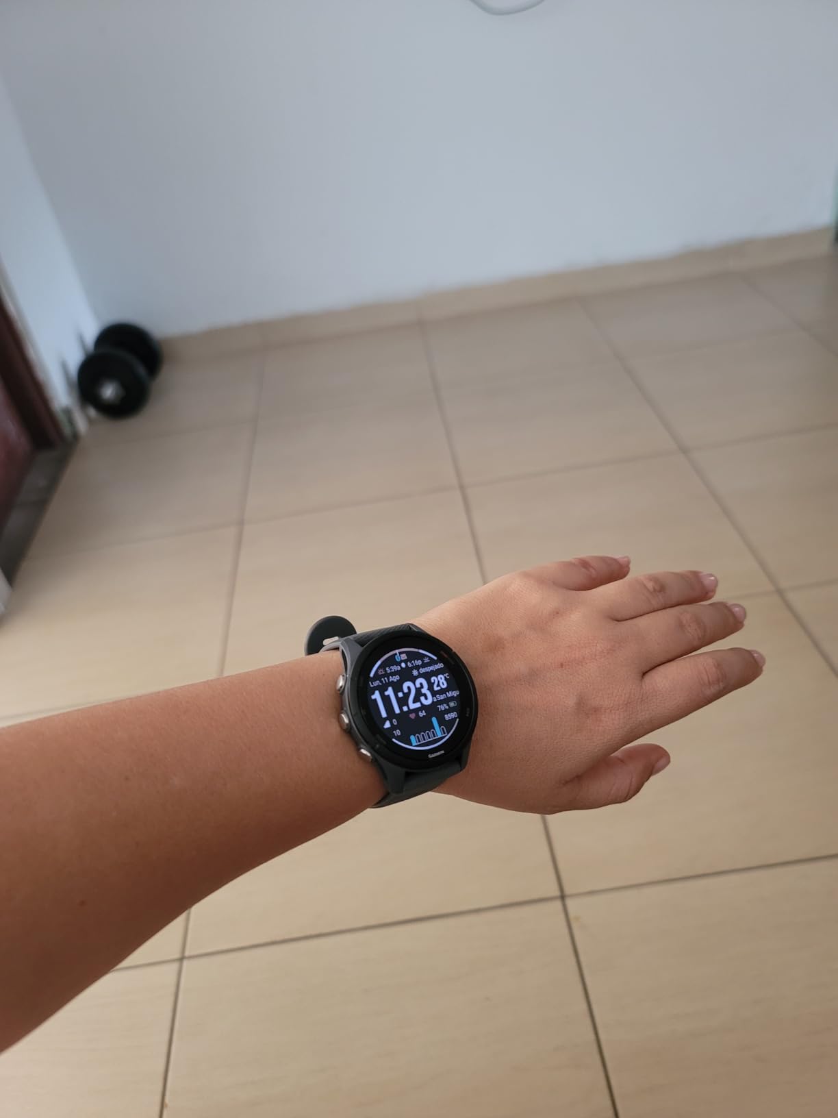 Garmin Forerunner® 255, GPS Running Smartwatch, Advanced Insights, Long-Lasting Battery, Slate Gray - Customer Photo 2
