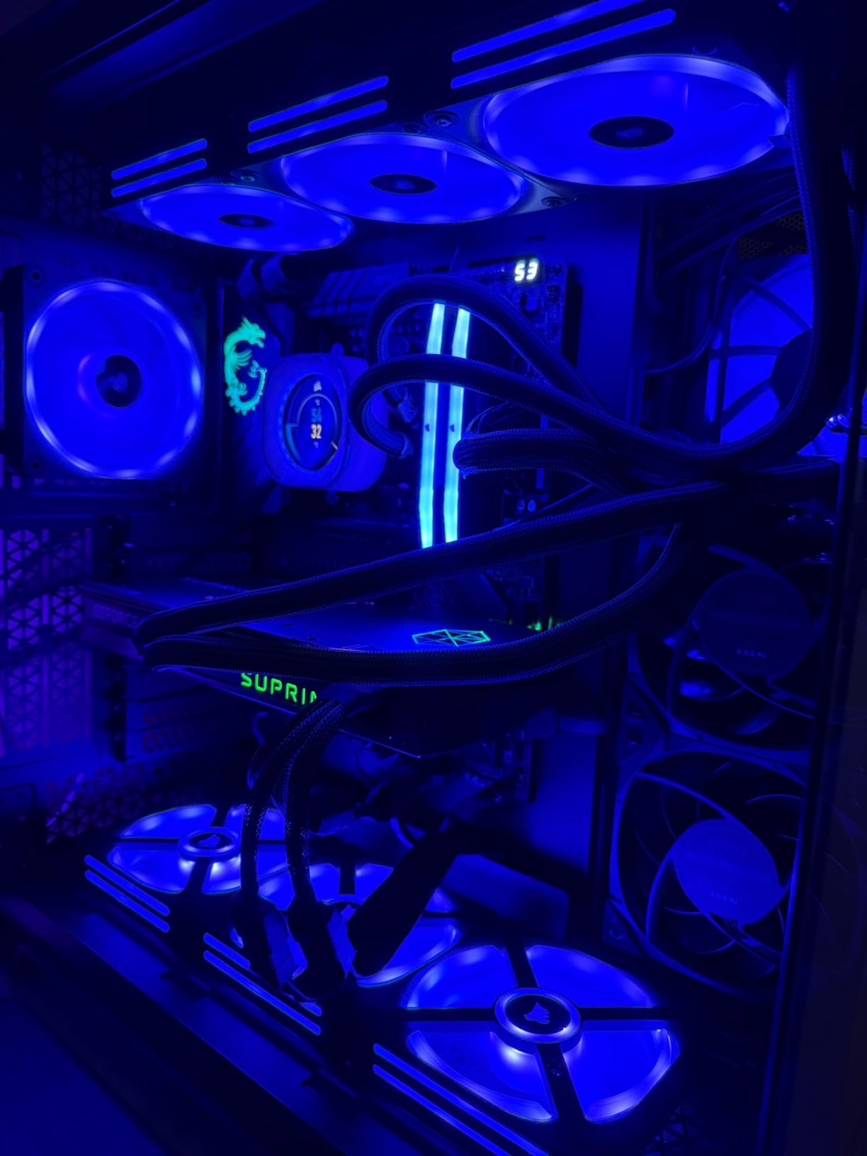 MSI GeForce RTX 4090 SUPRIM Liquid X 24G Gaming Graphics Card - 24GB GDDR6X, 2625 MHz, PCI Express Gen 4, 384-bit, 3X DP v 1.4a, HDMI 2.1a (Supports 4K & 8K HDR) - Customer Photo 2