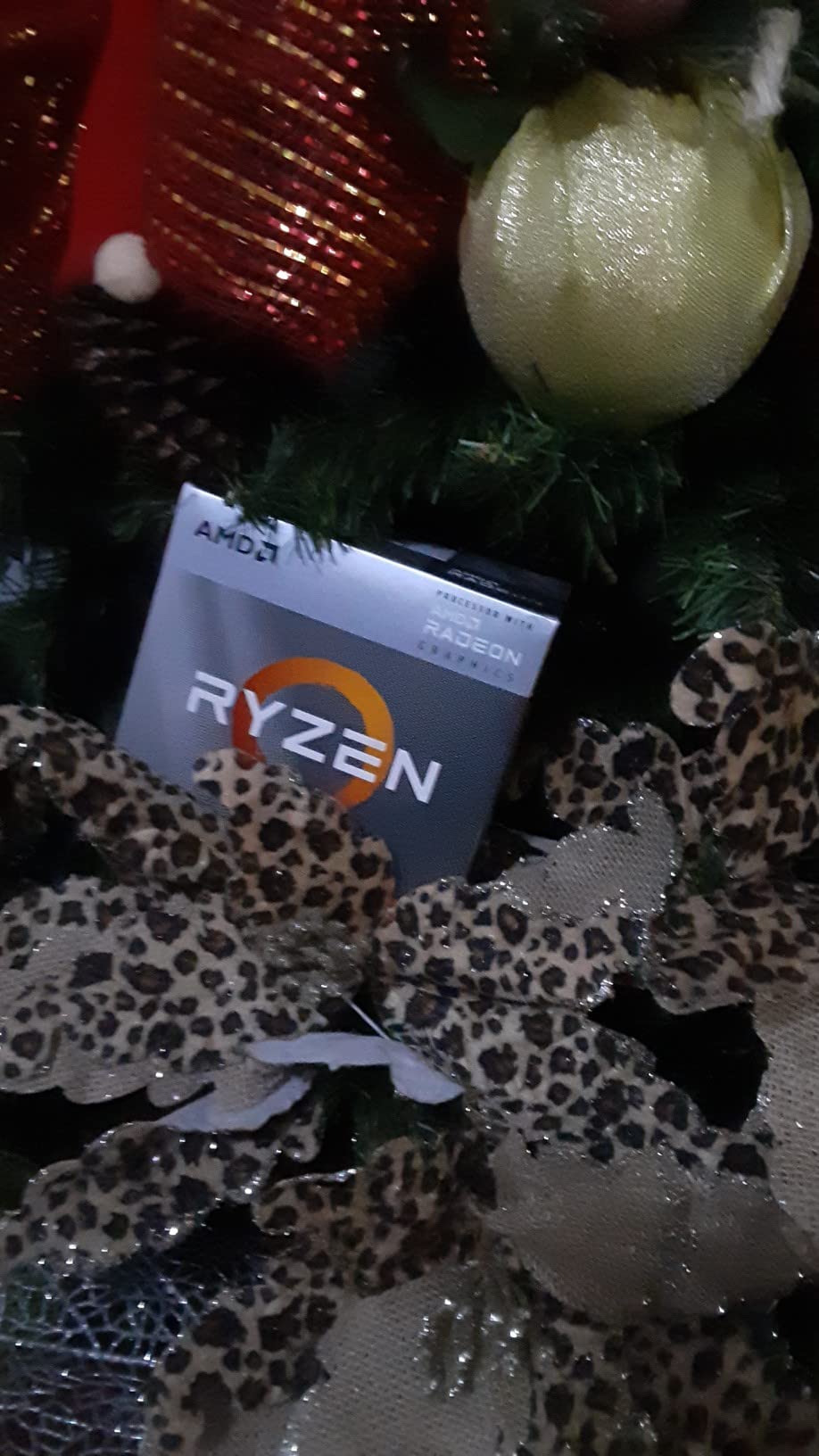 AMD Ryzen 5 4600G, 6-Core, 12-Thread Unlocked Desktop Processor with Wraith Stealth Cooler - Customer Photo 1