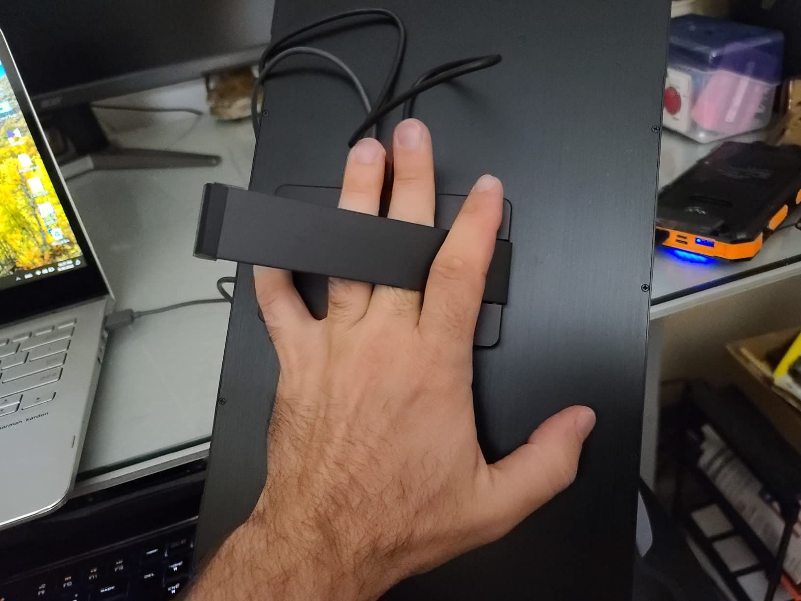 Portable Monitor,14