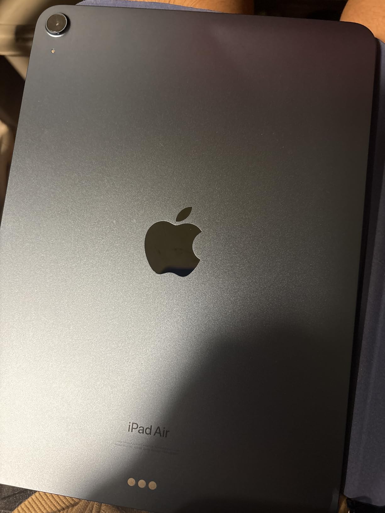 Apple Early 2022 iPad Air 5th Gen, 10.9-inch, Wi-Fi, 64GB, Space Gray (Renewed) - Customer Photo 4