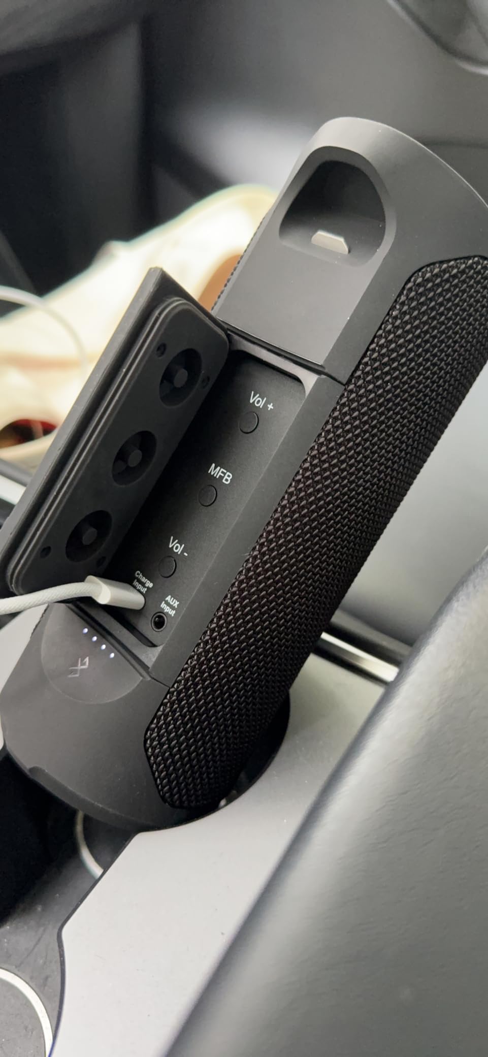 Scosche BTMSSWT-SP BoomCan MS Portable Magnetic True Wireless Bluetooth Speaker Compatible with MagSafe iPhone 16/15/14/13/12/Pro/Pro Max, Works with Any Android or Bluetooth Compatible Device, White - Customer Photo 1
