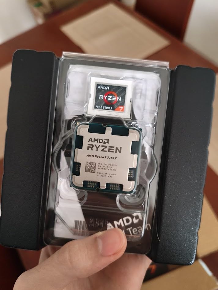 AMD Ryzen 7 7700X 8-Core, 16-Thread Unlocked Desktop Processor - Customer Photo 1
