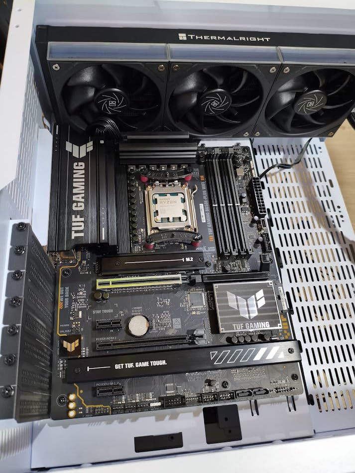 AMD Ryzen 7 7700X 8-Core, 16-Thread Unlocked Desktop Processor customer photo 2
