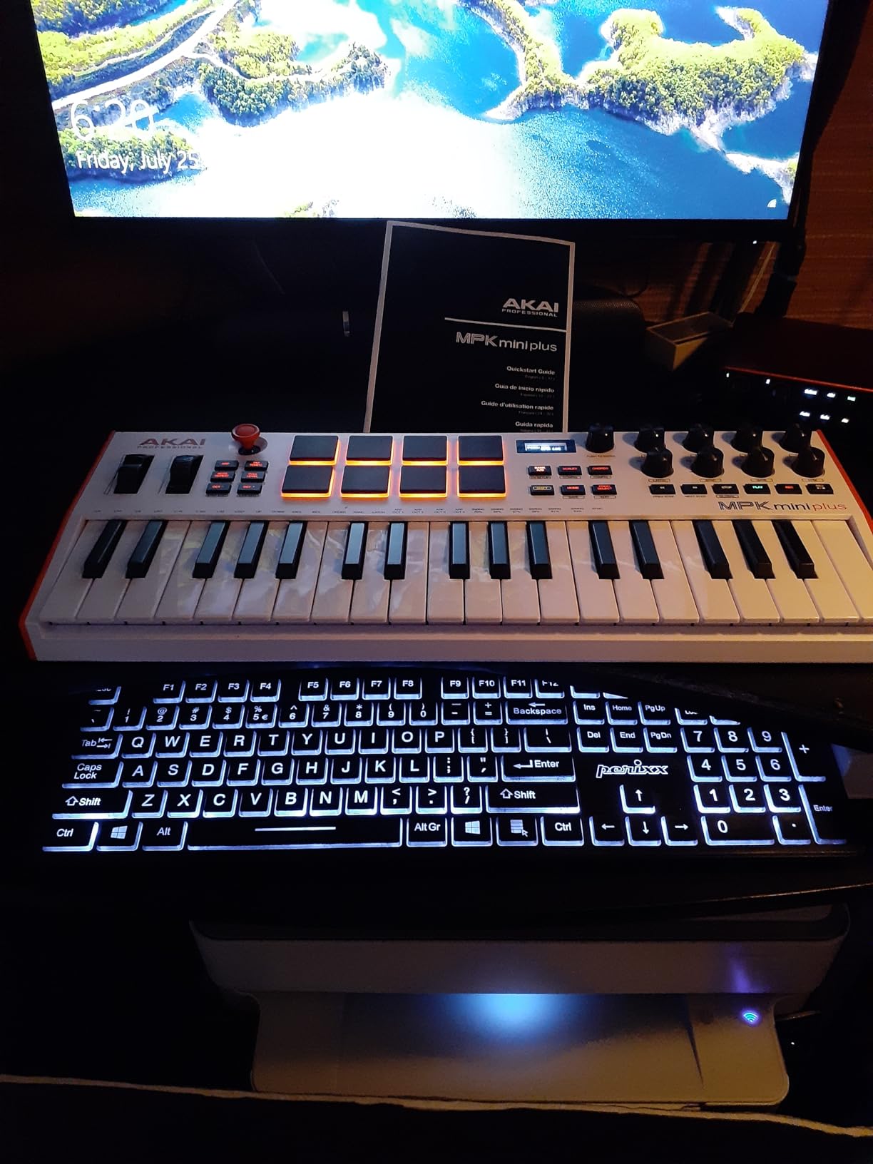 Akai Professional MPK Mini Plus - USB MIDI Keyboard Controller with 37 Mini Keys, 8 MPC Pads, Sequencer, MIDI/CV/Gate I/O, Music Production Software and Native Instruments Sound Package Customer Review Akai Professional MPK Mini Plus - USB MIDI Keyboard Controller with 37 Mini Keys, 8 MPC Pads, Sequencer, MIDI/CV/Gate I/O, Music Production Software and Native Instruments Sound Package - Customer Photo 3