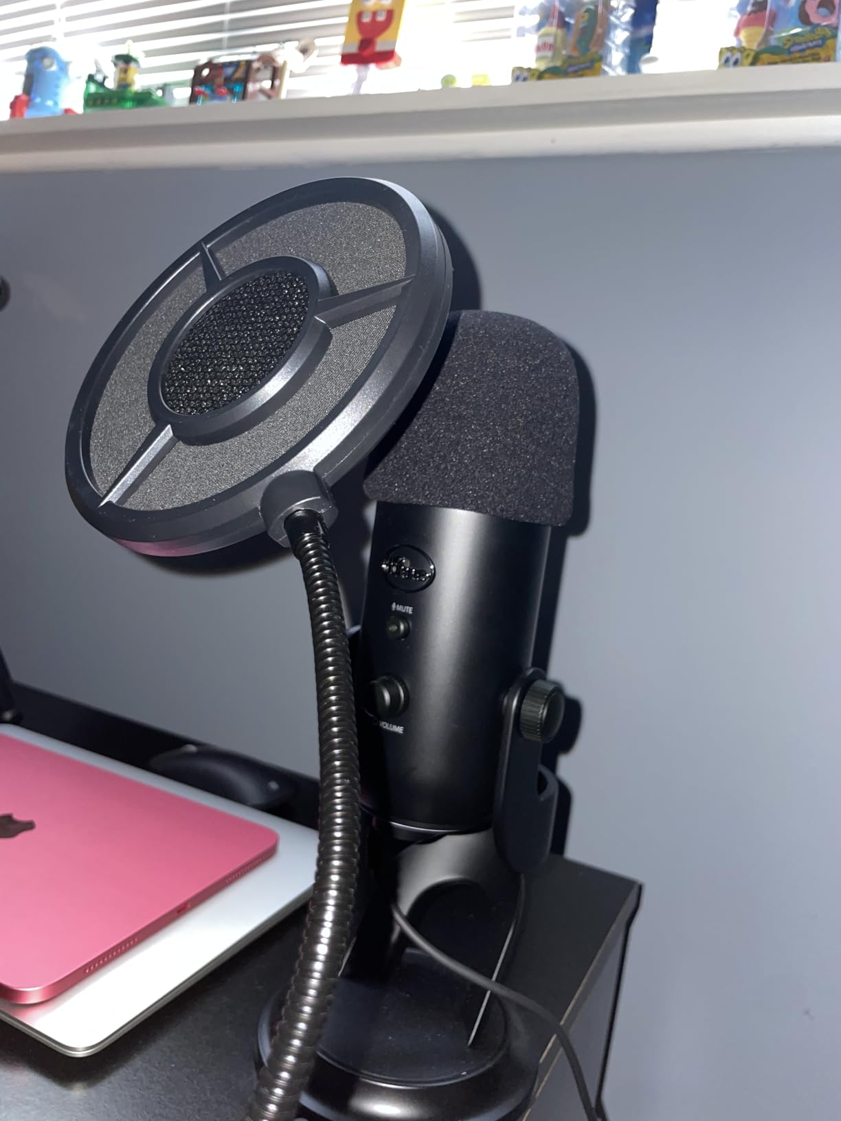 Blue Yeti Pop Filter Foam Windscreen - 5.5 Inch Diam 6 Layers Pop Filter for Mic Cover Yeti Pop Screen Compatible with Blue Yeti Microphone Professional Metal Pop Filter by YOUSHARES - Customer Photo 2