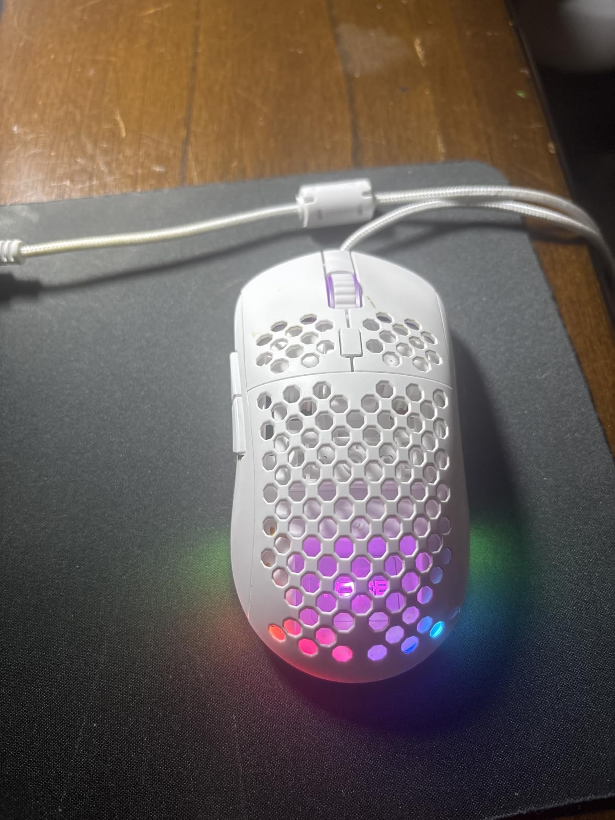 TMKB Falcon M1SE Ultralight Honeycomb Gaming Mouse, High-Precision 12800DPI Optical Sensor, 6 Programmable Buttons, Customizable RGB, Drag-Free Paracord, Ergonomic, Wired - Matte White - Customer Photo 1