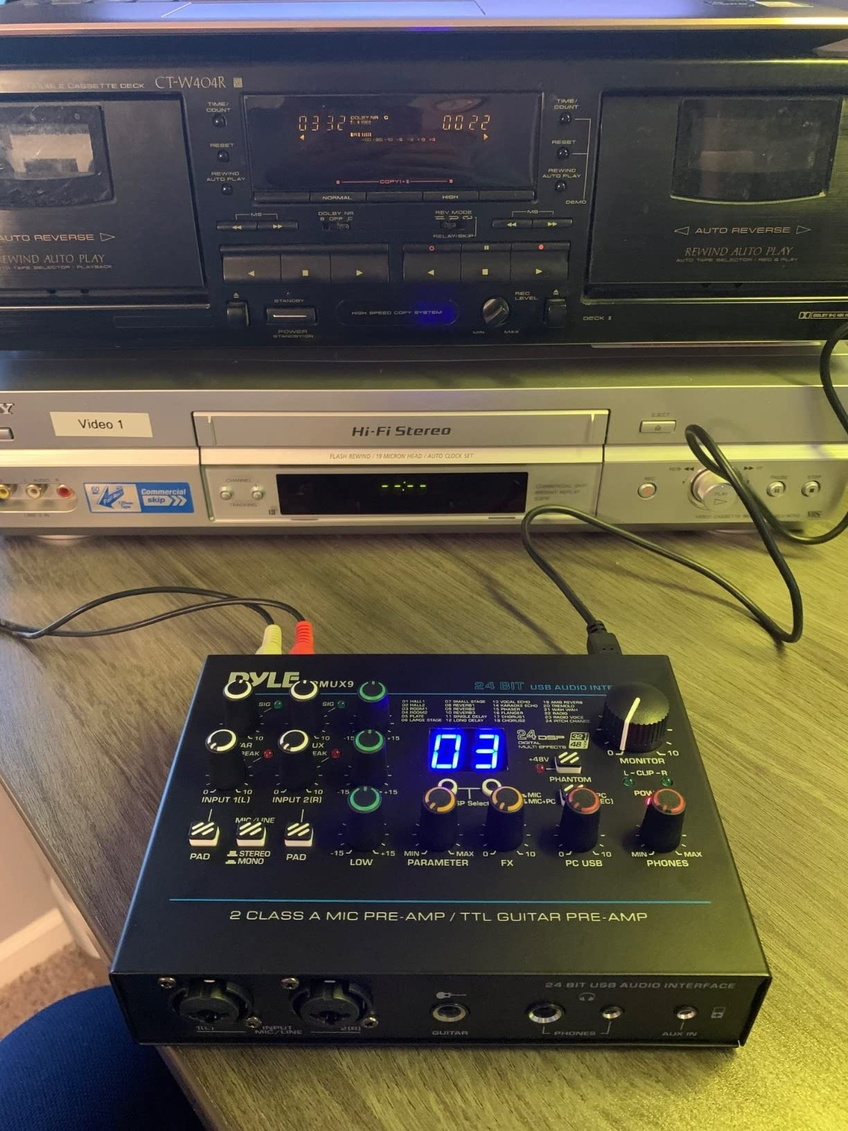 Pyle Professional USB Audio Interface with MIC, Guitar, AUX Stereo Inputs, Phone/Monitor Outputs, Ideal for Computer Playing & Recording, Compact Rugged Metal Housing - PMUX6 Customer Review Pyle Professional USB Audio Interface with MIC, Guitar, AUX Stereo Inputs, Phone/Monitor Outputs, Ideal for Computer Playing & Recording, Compact Rugged Metal Housing - PMUX6 - Customer Photo 1