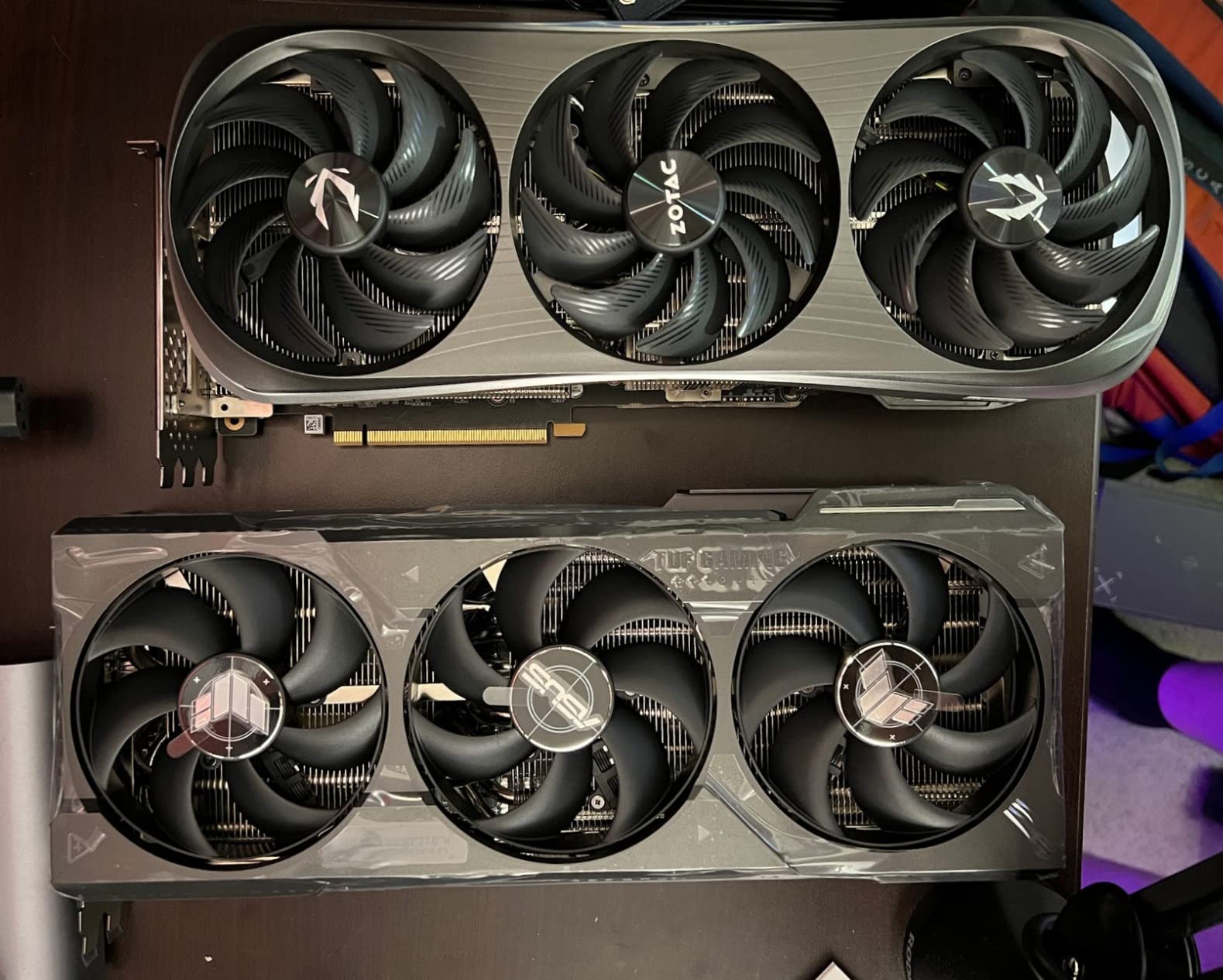ASUS ROG Strix GeForce RTX® 4080 OC Edition Gaming Graphics Card (PCIe 4.0, 16GB GDDR6X, HDMI 2.1a, DisplayPort 1.4a) - Customer Photo 2