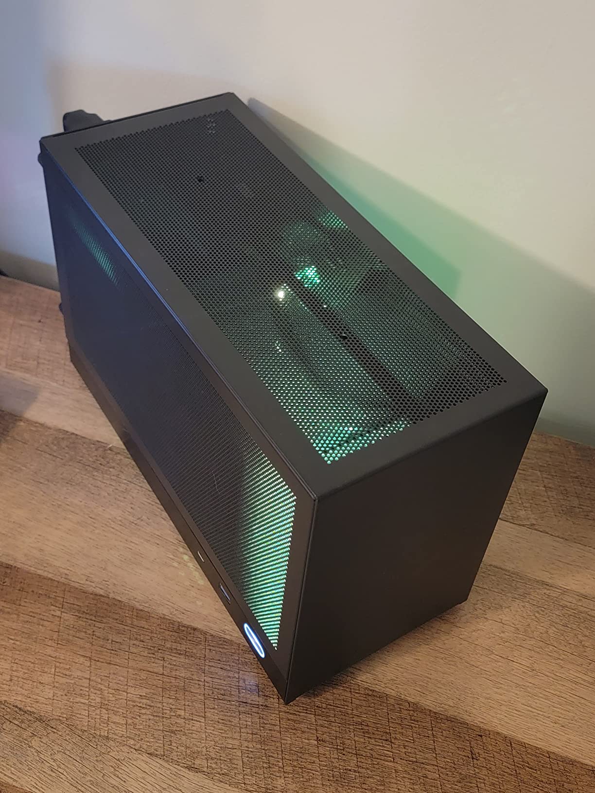 S300 - Mini-ITX PC Gaming Case - Front I/O USB 3.0 Type-C Port - SFX Power Supply 100-130mm - Cable Management System - Aluminum Mini-ITX Motherboard Small Portable PC Case (PCIe 3.0 16X Riser Cable) customer photo 2