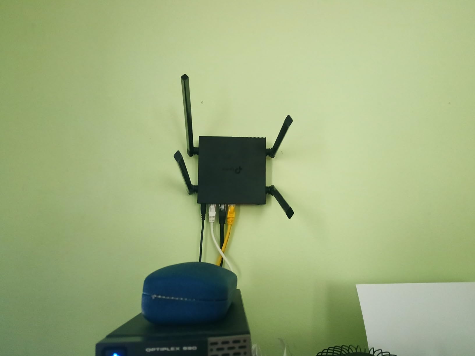 TP-Link Archer C54 | AC1200 MU-MIMO Dual-Band WiFi Router| Works with All Home Internet Providers (Renewed) Black - Customer Photo 1