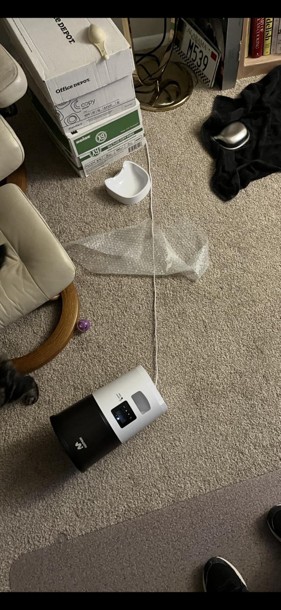 IMIPAW Automatic Cat Feeders, 3L Timed Cat Dry Food Dispenser, Dual Power Supply, Programmable Portion Size, Auto Pet Feeder for Cats and Small Dogs - Customer Photo 1