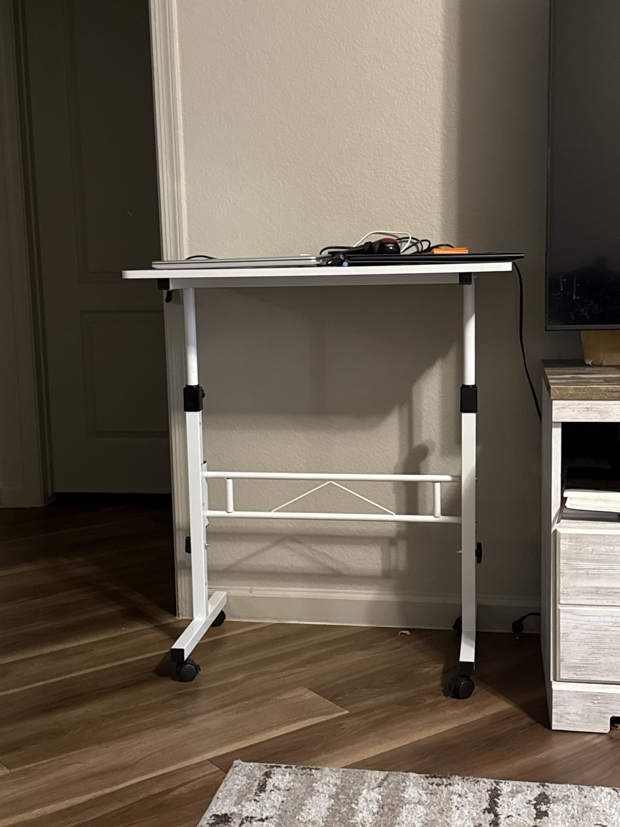 KLSMYHOKI Portable Standing Desk Adjustable Height, Small Computer, Laptop, Mobile Stand Up Rolling Desk with Wheels, Table for Home Office, 16