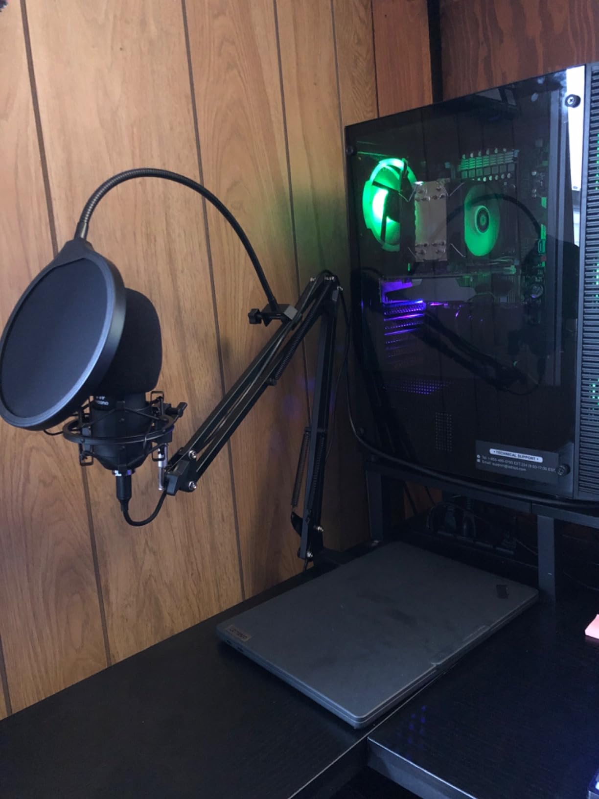 MAONO Podcast Microphone, USB Computer Mic for PC with Software, Boom Arm and Shock Mount for Singing, Recording, Streaming, Gaming, YouTube (AU-A04E) Black - Customer Photo 2