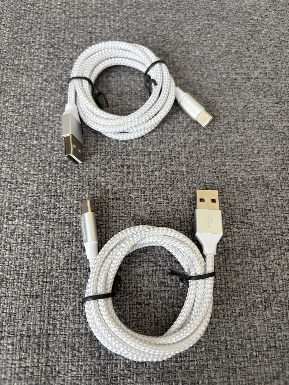 etguuds USB to USB C Cable 2ft, 2-Pack USB A to Type C Charger Cord Fast Charging for Samsung Galaxy A17 A16 A15 A26 A36 A56, S25 S24 S23 S22 S21 S20 S10 Note 20, for iPhone 17 16 15, Moto, White - Customer Photo 1