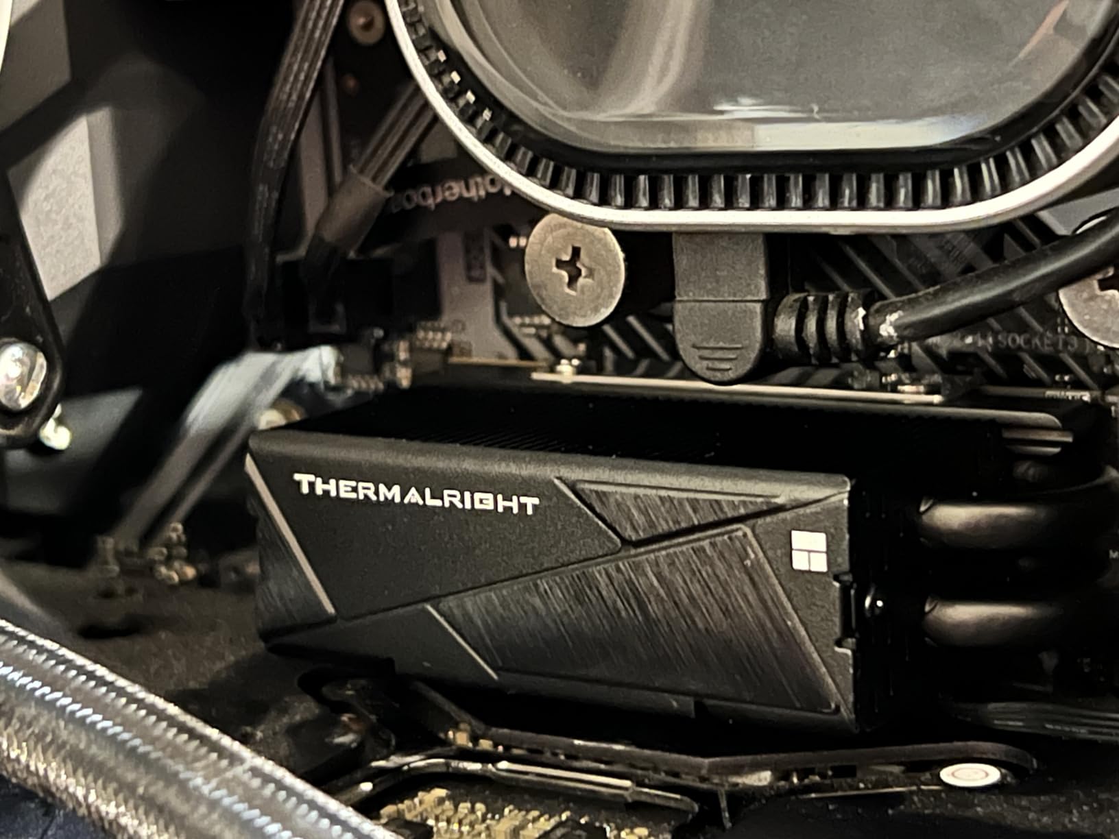 Thermalright HR10 2280 PRO Black SSD Heatsink Cooling,Double-Sided Heat Sink, with Small and High Speed PWM Fan,Thermal Silicone Pad for 2280 SSD PC and Computer,Desktop High Performance SSD Cooler - Customer Photo 1