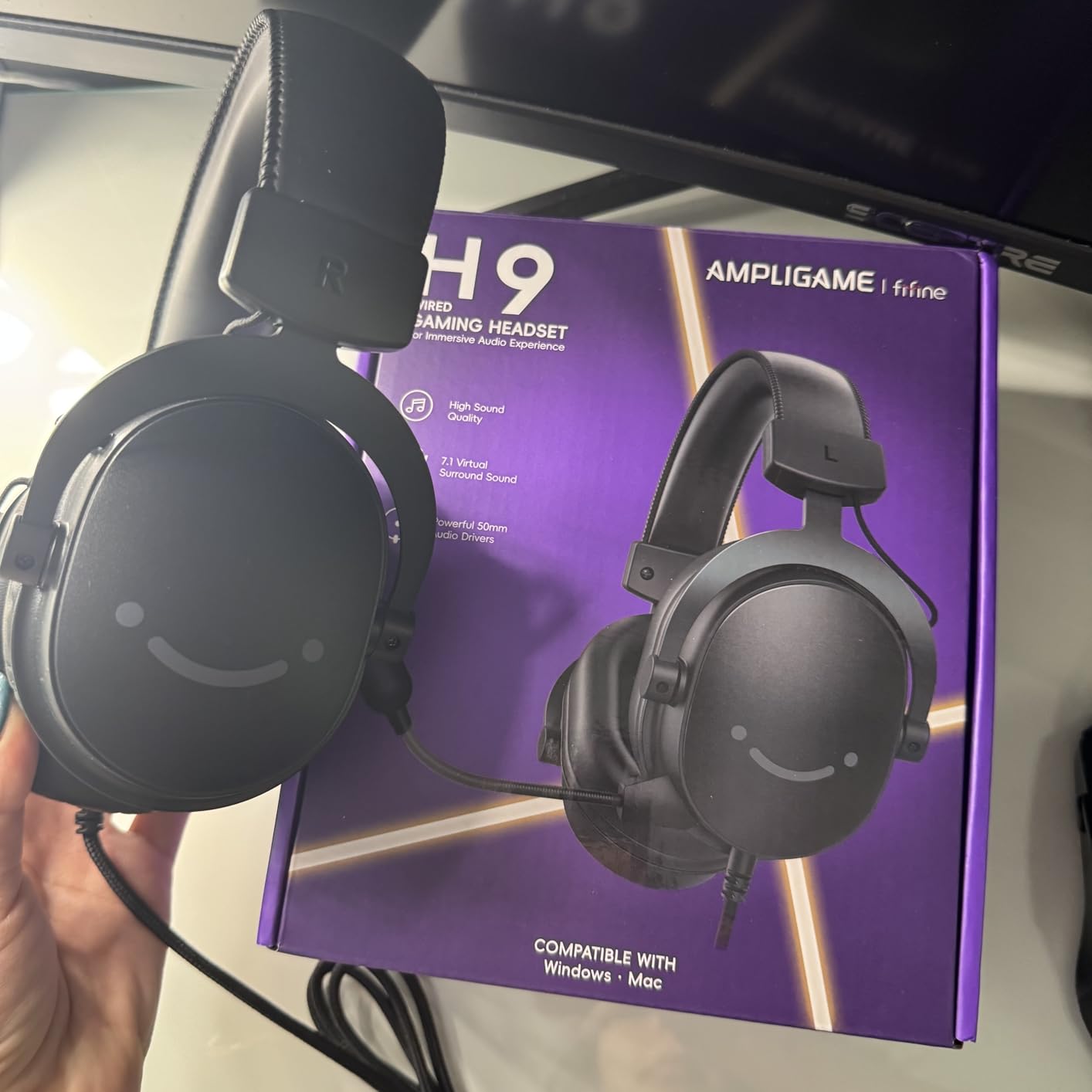 FIFINE USB PC Gaming Headset with 3.5mm Audio Jack, Detachable Microphone, 7.1 Surround Sound, Volume Control, Streaming Over-Ear Wired Headphones for Computer, PS5, Controller, Xbox-H9 White - Customer Photo 2