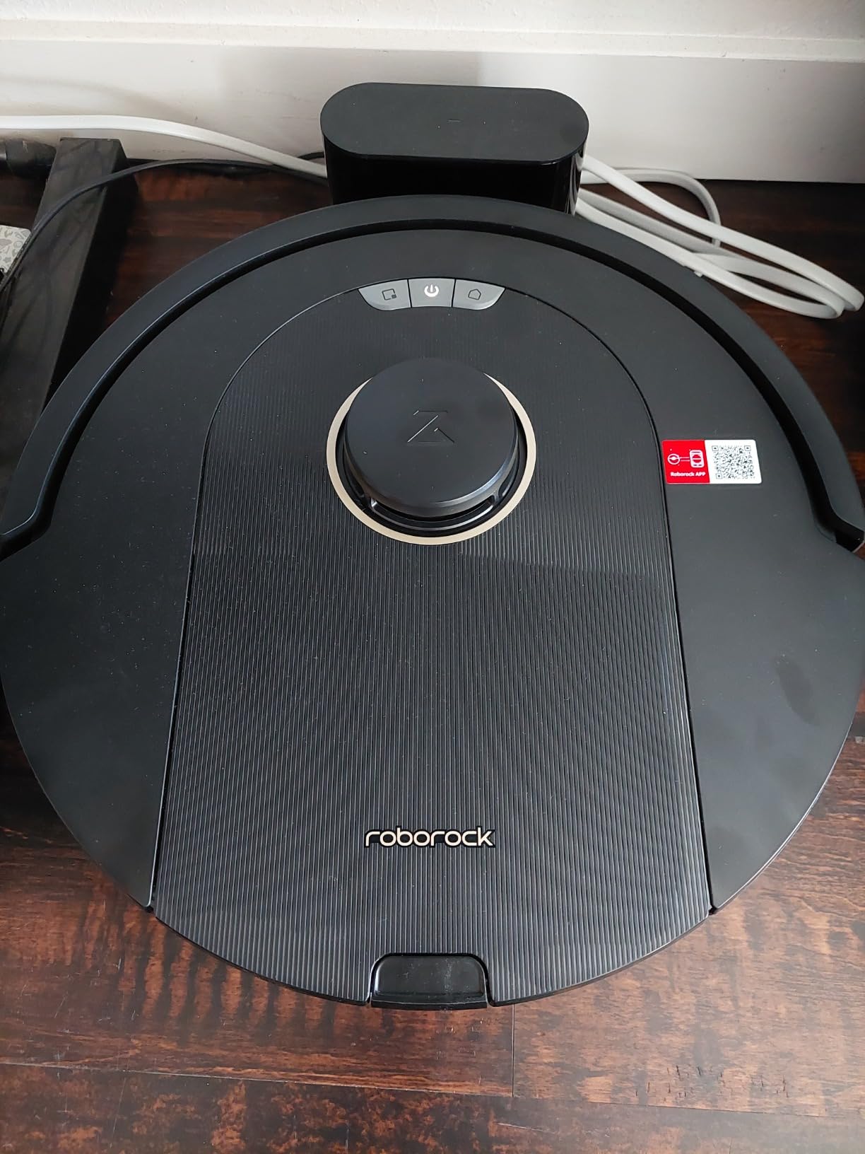 roborock Q5 Pro Robot Vacuum and Mop Combo, 5500Pa Powerful Suction, DuoRoller Brush, LiDAR Navigation, 3D Mapping, Robotic Cleaner for Dirt, Floors, Pet Hair, 240min Runtime, Smart No-Go Zone, Black - Customer Photo 1