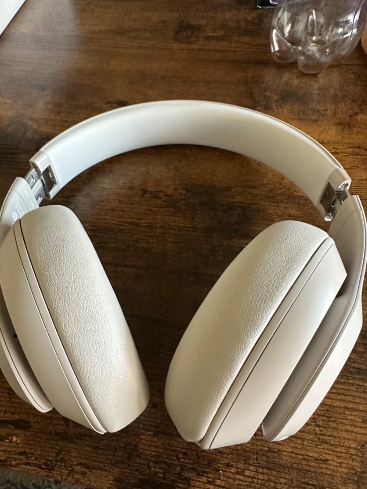 Beats Studio Pro - Wireless Bluetooth Noise Cancelling Headphones - Personalized Spatial Audio, USB-C Lossless Audio, Apple & Android Compatibility, Up to 40 Hours Battery Life - Sandstone - Customer Photo 4