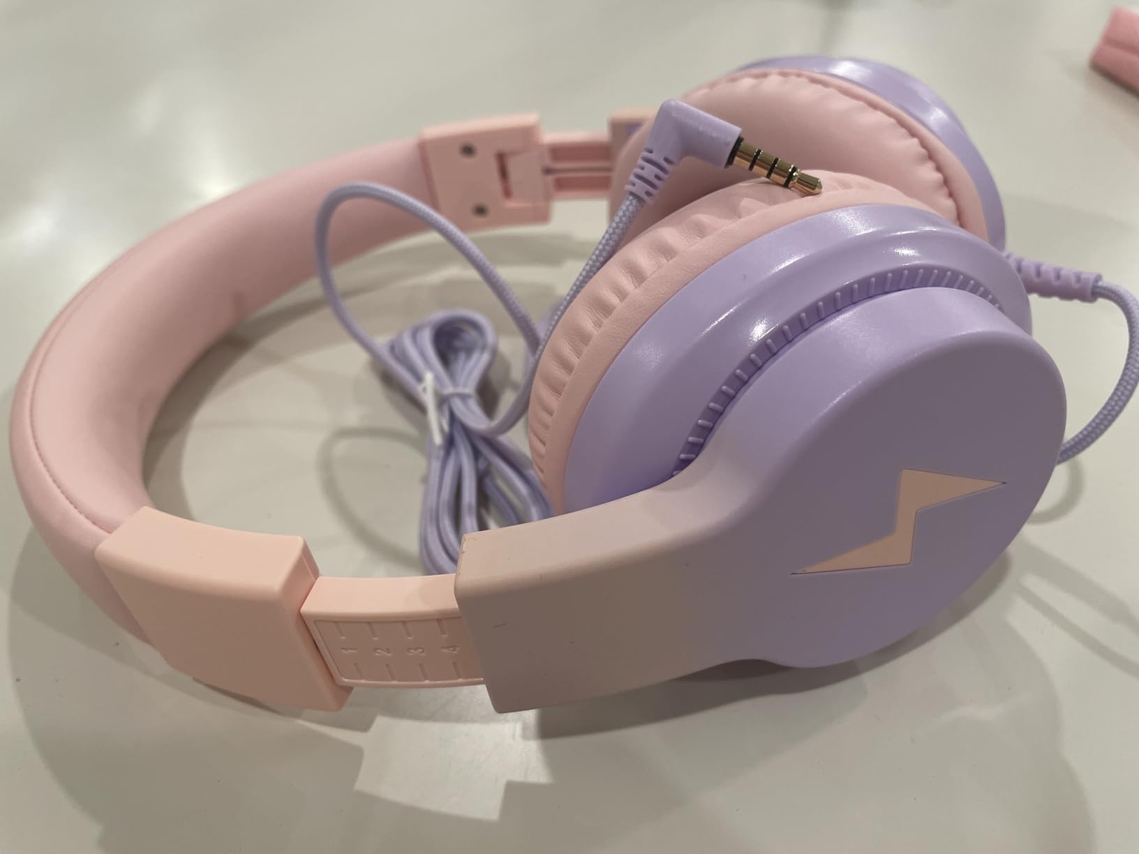 Candy Bila Wired Kids Headphones for School, Over-Ear for Boys Girls customer photo 1