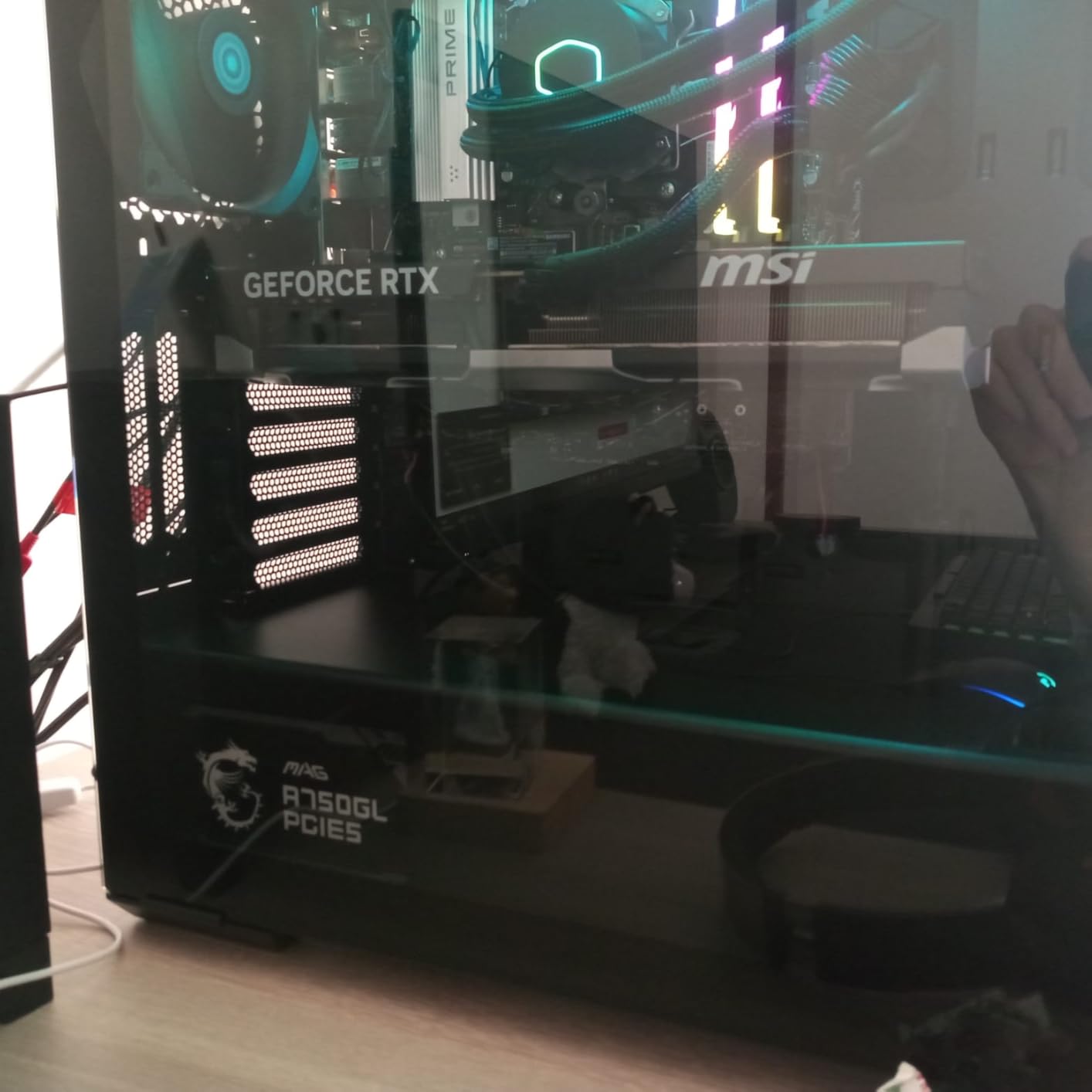 MSI MAG A850GL PCIE5, Fully Modular Compact Gaming 850W Power Supply, 80+ Gold, ATX 3.1 & PCIe 5.1 Ready, Native Dual-Color 12V-2x6 Cable, 10 Year Warranty - Customer Photo 4