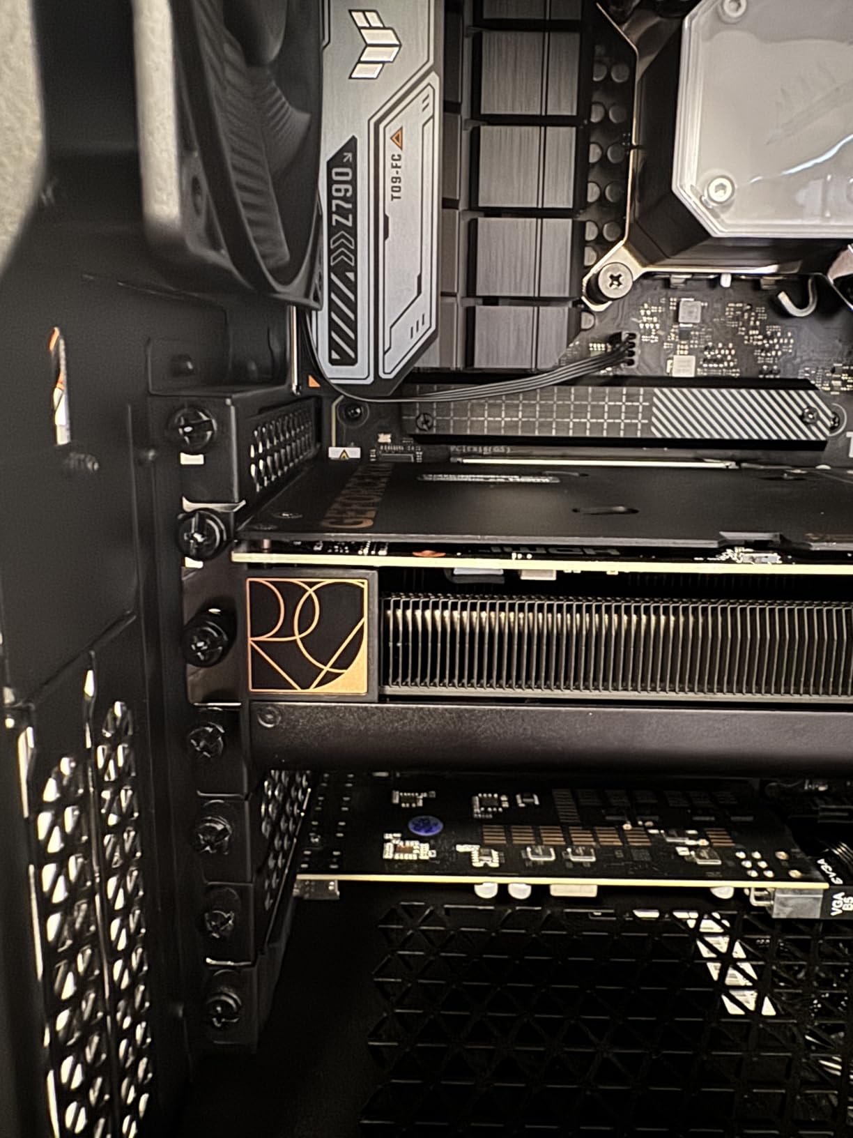 ASUS ProArt GeForce RTX™ 4060 Ti 16GB OC Edition GDDR6 Graphics Card (PCIe 4.0, 16GB GDDR6, DLSS 3, HDMI 2.1a, DisplayPort 1.4a) - Customer Photo 2