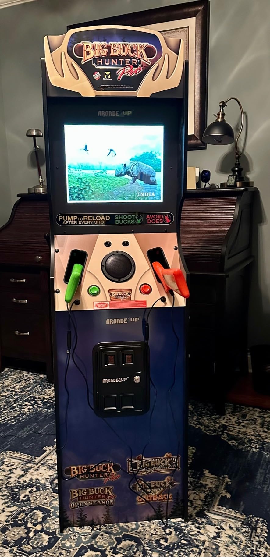 Arcade1Up Big Buck Hunter Pro Deluxe Arcade Machine for Home, 5-Foot-Tall Stand-up Cabinet, 4 Classic Games, and 17-inch Screen - Customer Photo 2