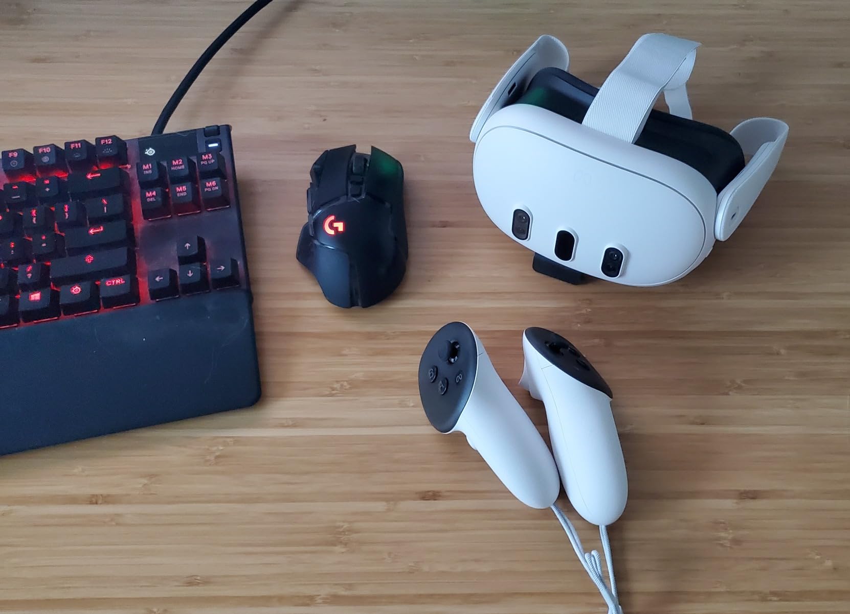 Meta Quest 3 512GB — The Most Powerful Quest — Ultimate Mixed Reality Experiences — Get a 3-Month Trial of Meta Horizon+ Included - Customer Photo 1