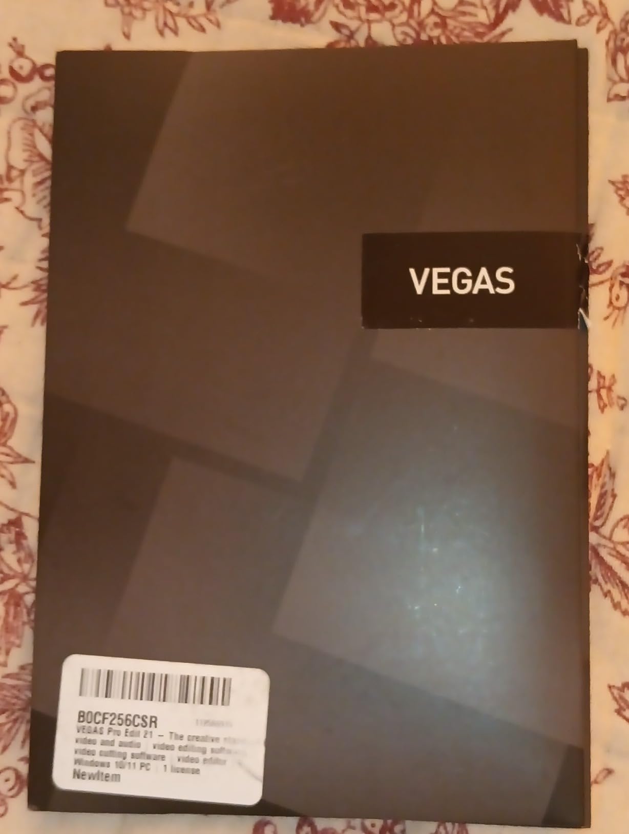 VEGAS Pro Edit 21 - The creative standard for video and audio | video editing software | video cutting software | video editor | Windows 10/11 PC | 1 license - Customer Photo 1