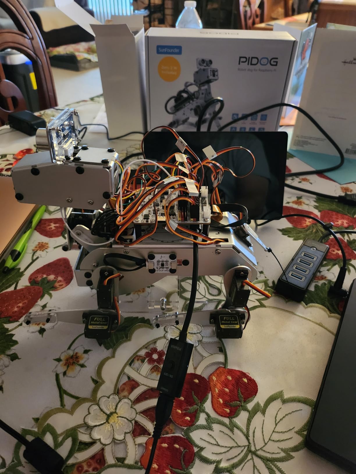 SunFounder PiDog AI Robot Dog Kit for Raspberry Pi 5/4/3B+/3B/Zero 2W, ChatGPT-4o Enabled with Voice Command & Video Recognition, App Control, FPV, 12 Servos, Gyroscope, Camera, Mic (RPI NOT Included) - Customer Photo 2
