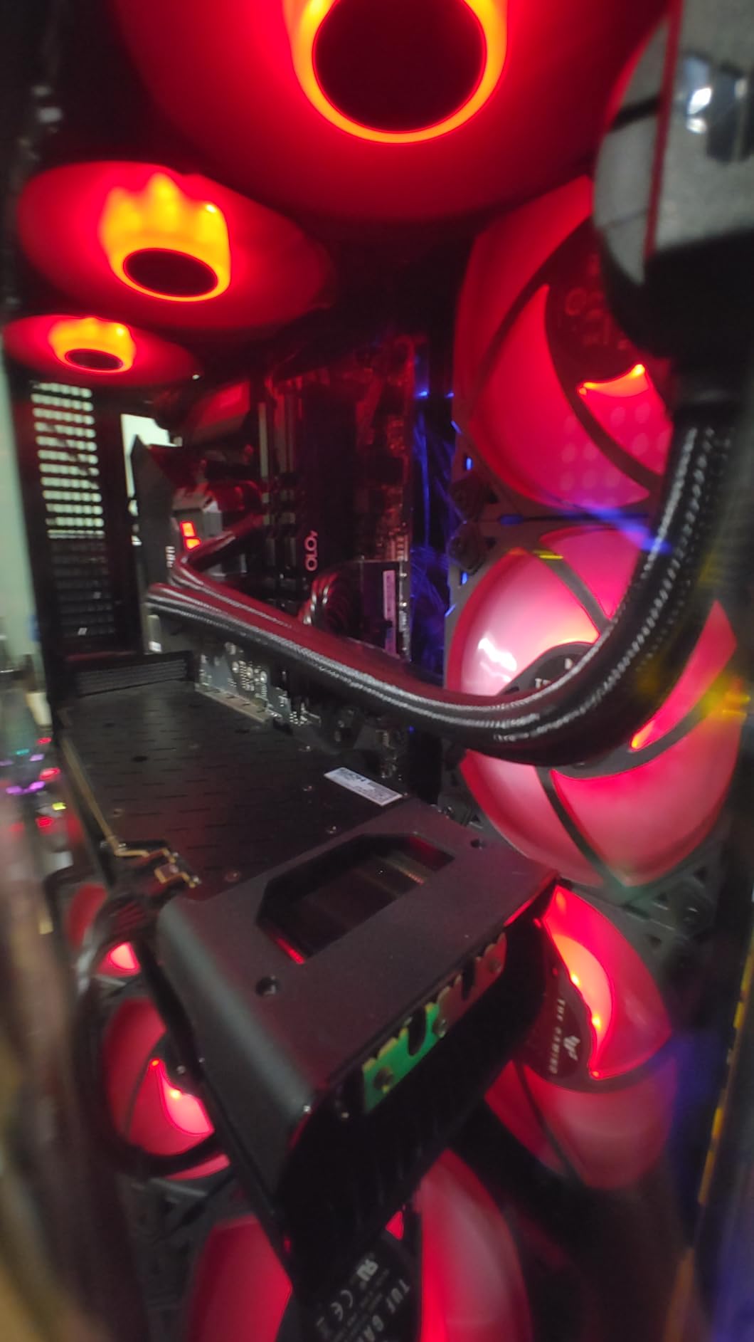 XFX Speedster MERC319 RX 7800 XT Black Gaming Graphics Card 16GB GDDR6 HDMI 3xDP, AMD RDNA 3 RX-78TMERCB9 - Customer Photo 2