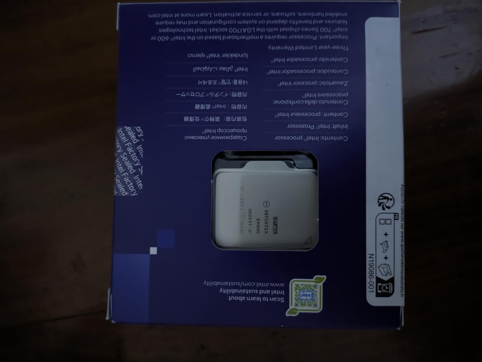 Intel® Core™ i9-14900K Desktop Processor 24 cores (8 P-cores + 16 E-cores) up to 6.0 GHz - Customer Photo 3