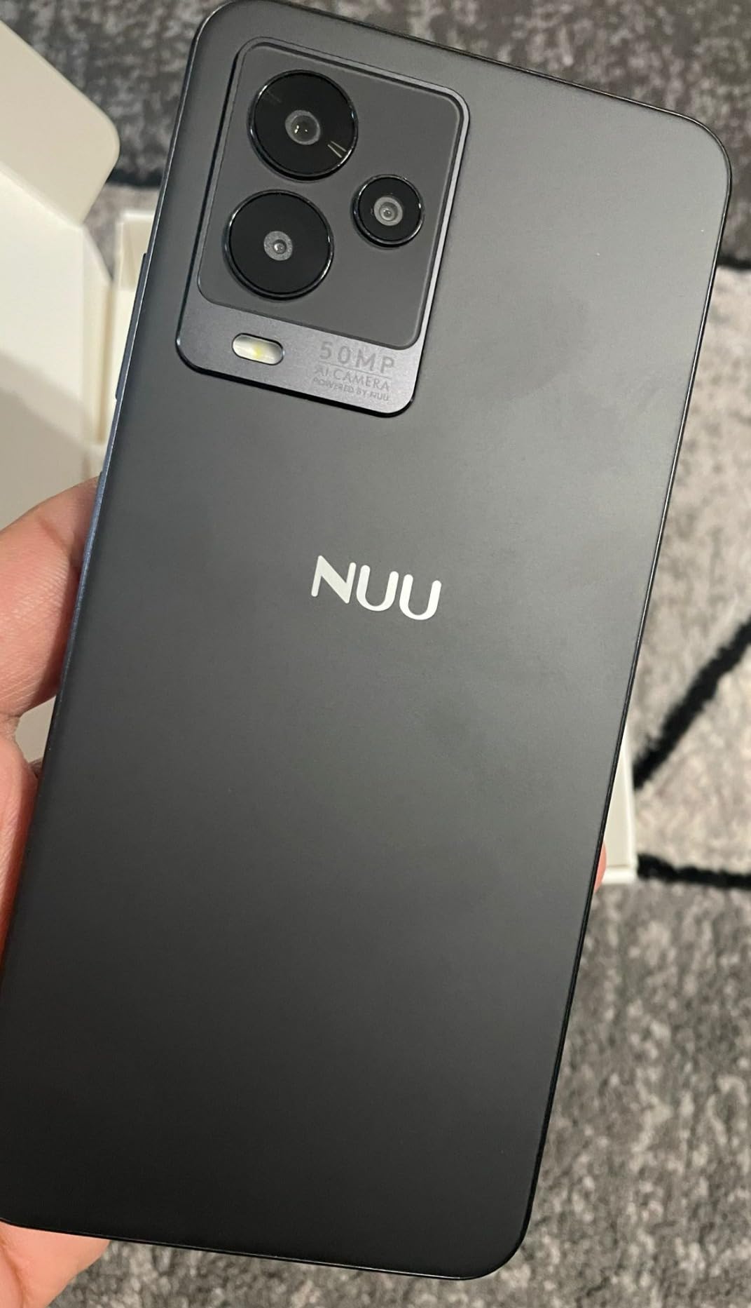 NUU A25 AMOLED 120Hz 6.7